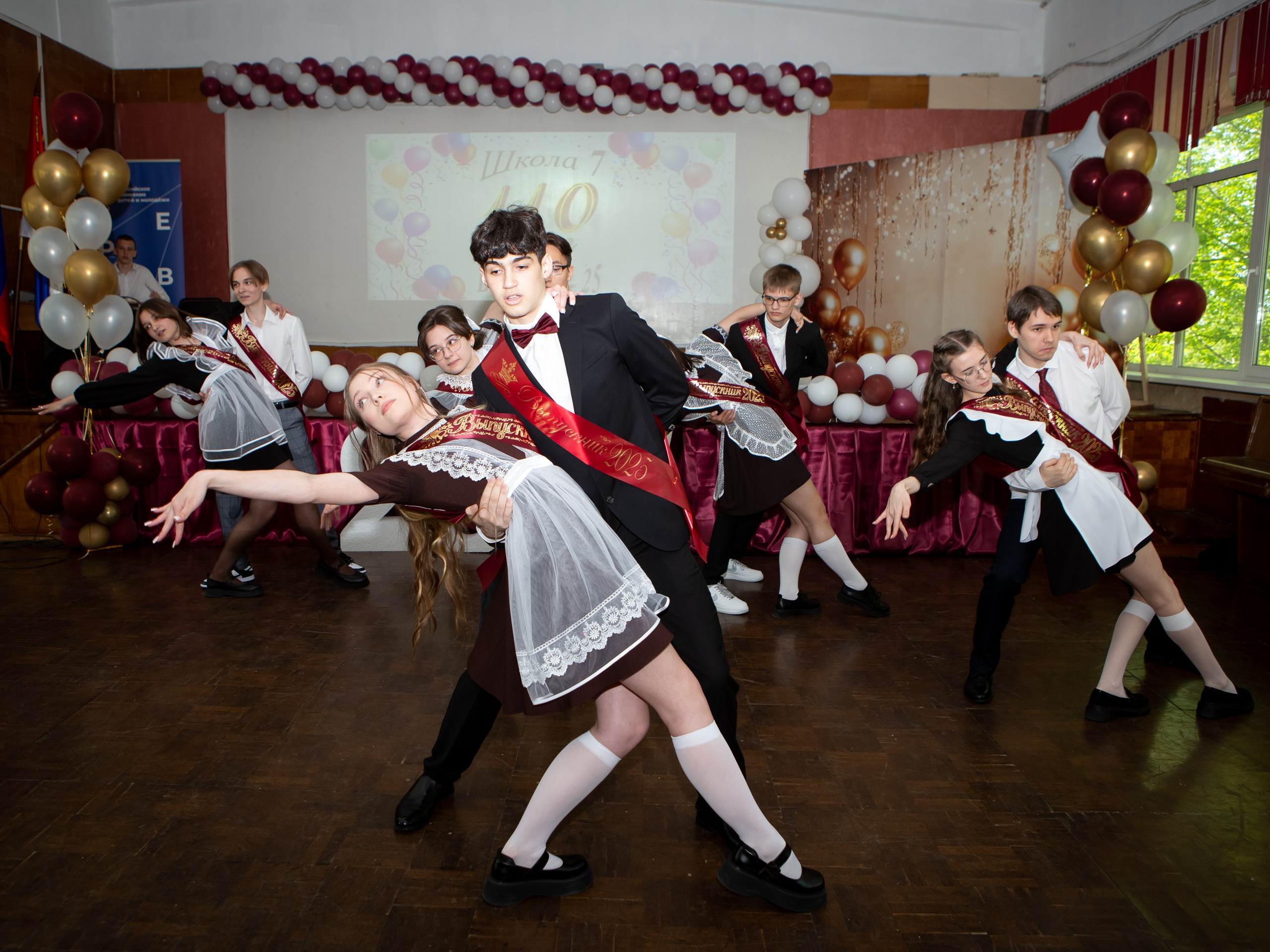 Последний звонок/Выпускной в школе. Фотограф во Владивостоке Анастасия Стробыкина
