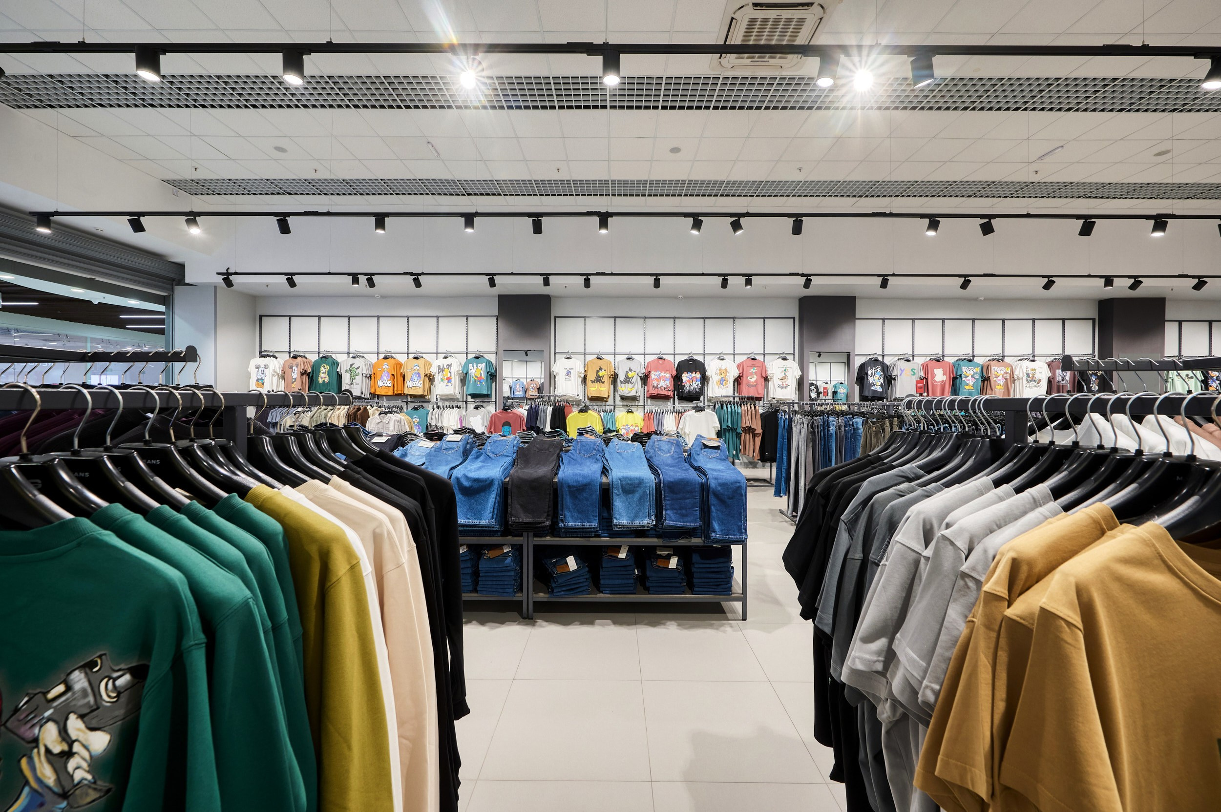 Ретейл. Герман Лепёхин коммерческий фотограф в Москве: репортаж, портреты, интерьеры, производство