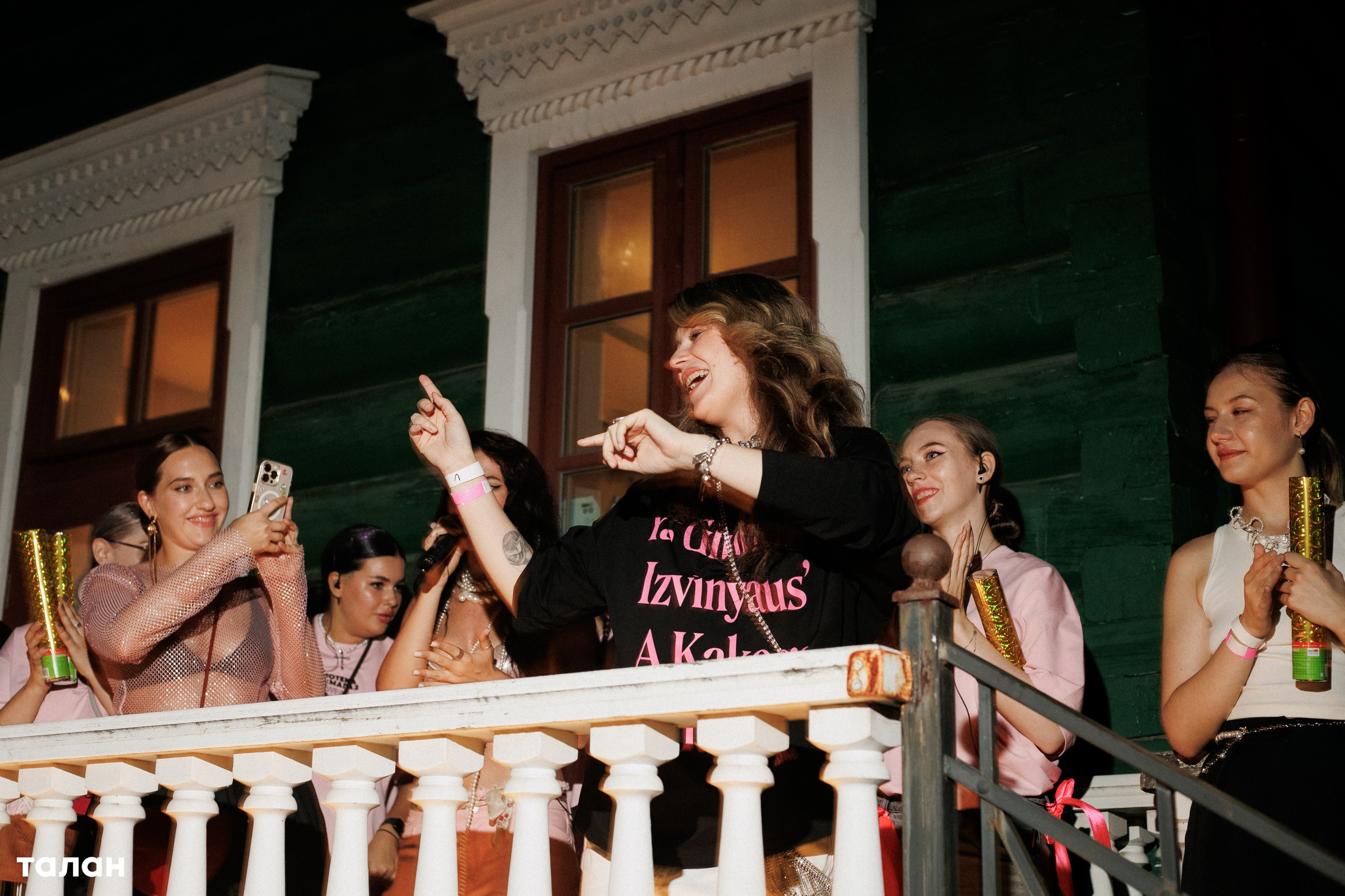 ВИНОТЕКА [бар+магаз] — BIRTHDAY PARTY. СВОИ. ФОТООТЧЕТЫ-СОБЫТИЯ-МЕСТА