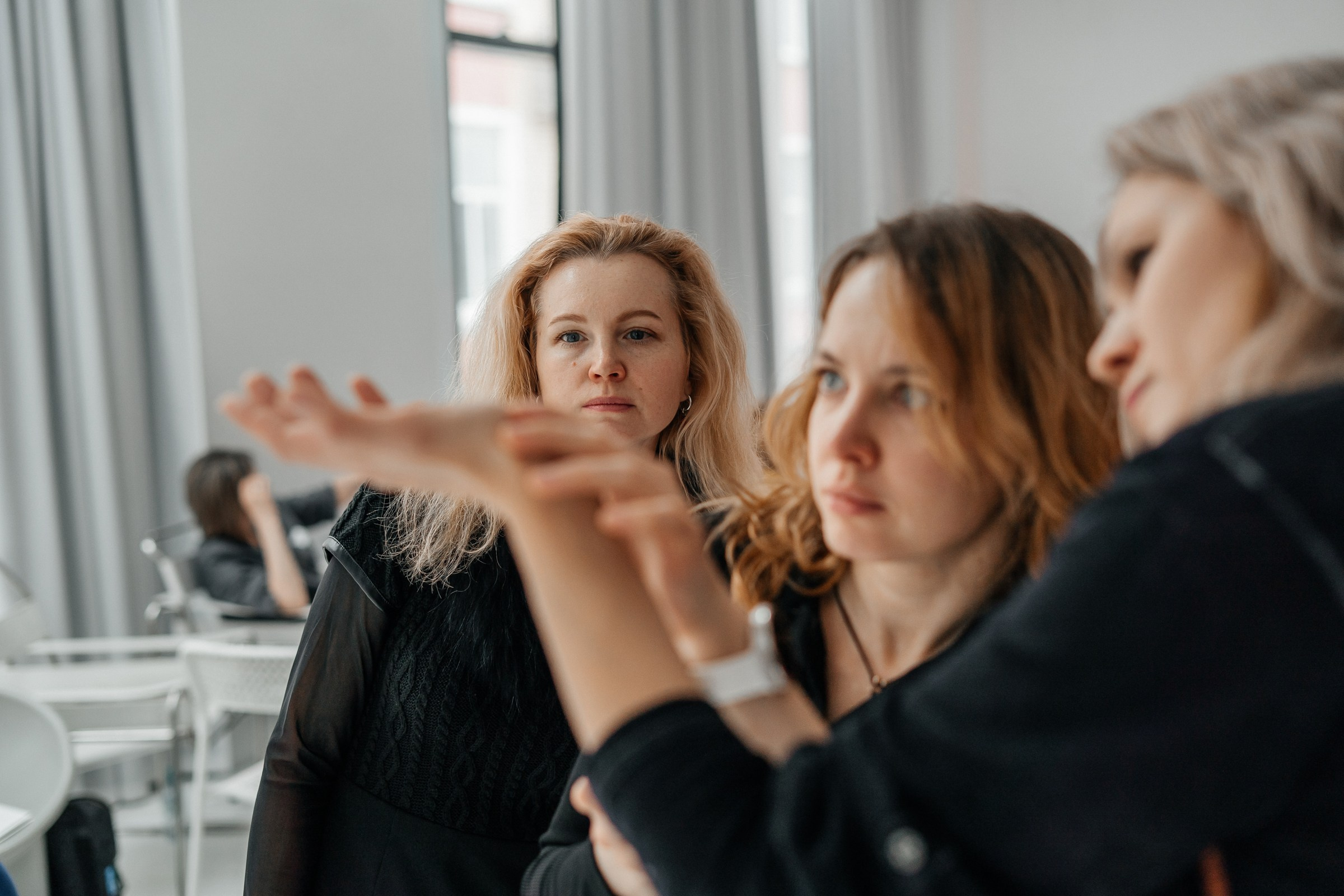 Мастер класс «Руки». Ольга Брайт Семейный и Контент Фотограф в Санкт-Петербурге