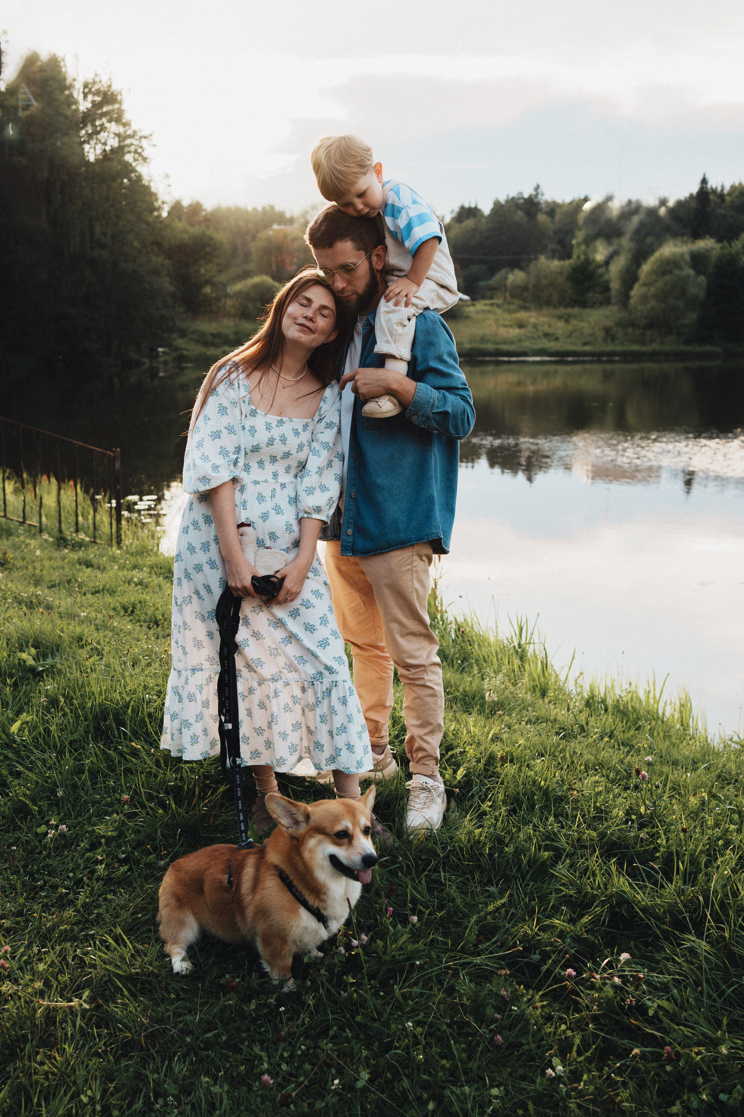 Возле маяка. Семейный и детский фотограф и видеограф в Москве, Серпухове и Тарусе Валерия Сорокина