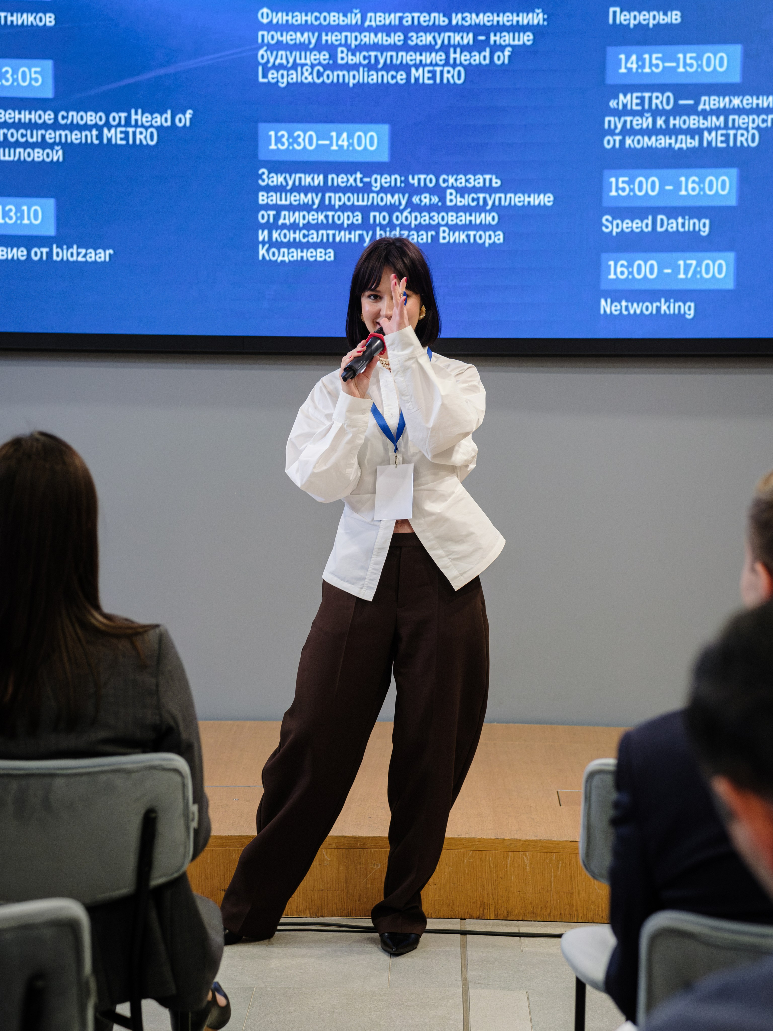 METRO. Репортажный и портретный фотограф в Москве Илья Спиридонов