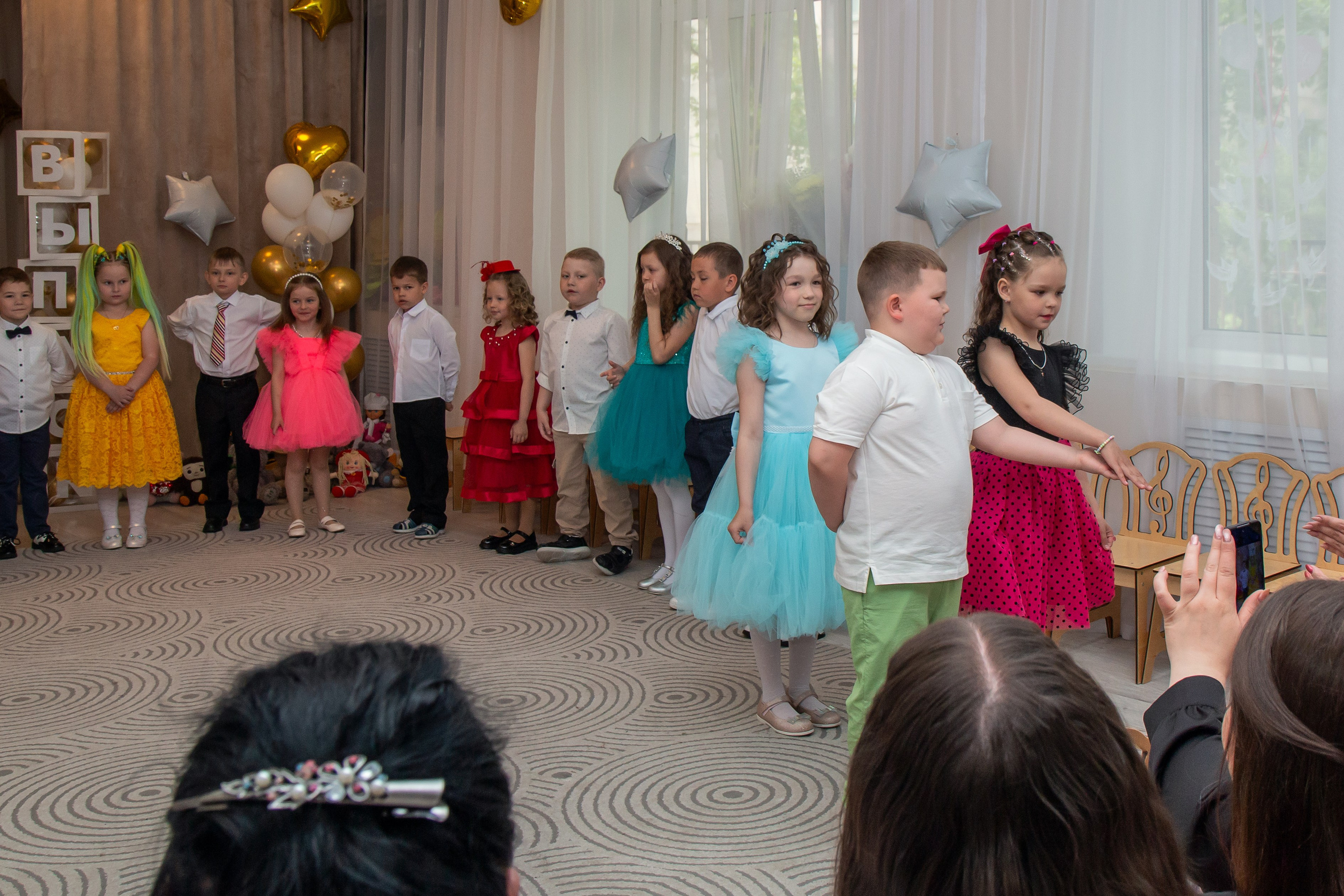 Впускной вечер в ДС «Солнышко» — 2025 г. Фотограф в Шелехове, лучшие выпускные альбомы в Шелехове