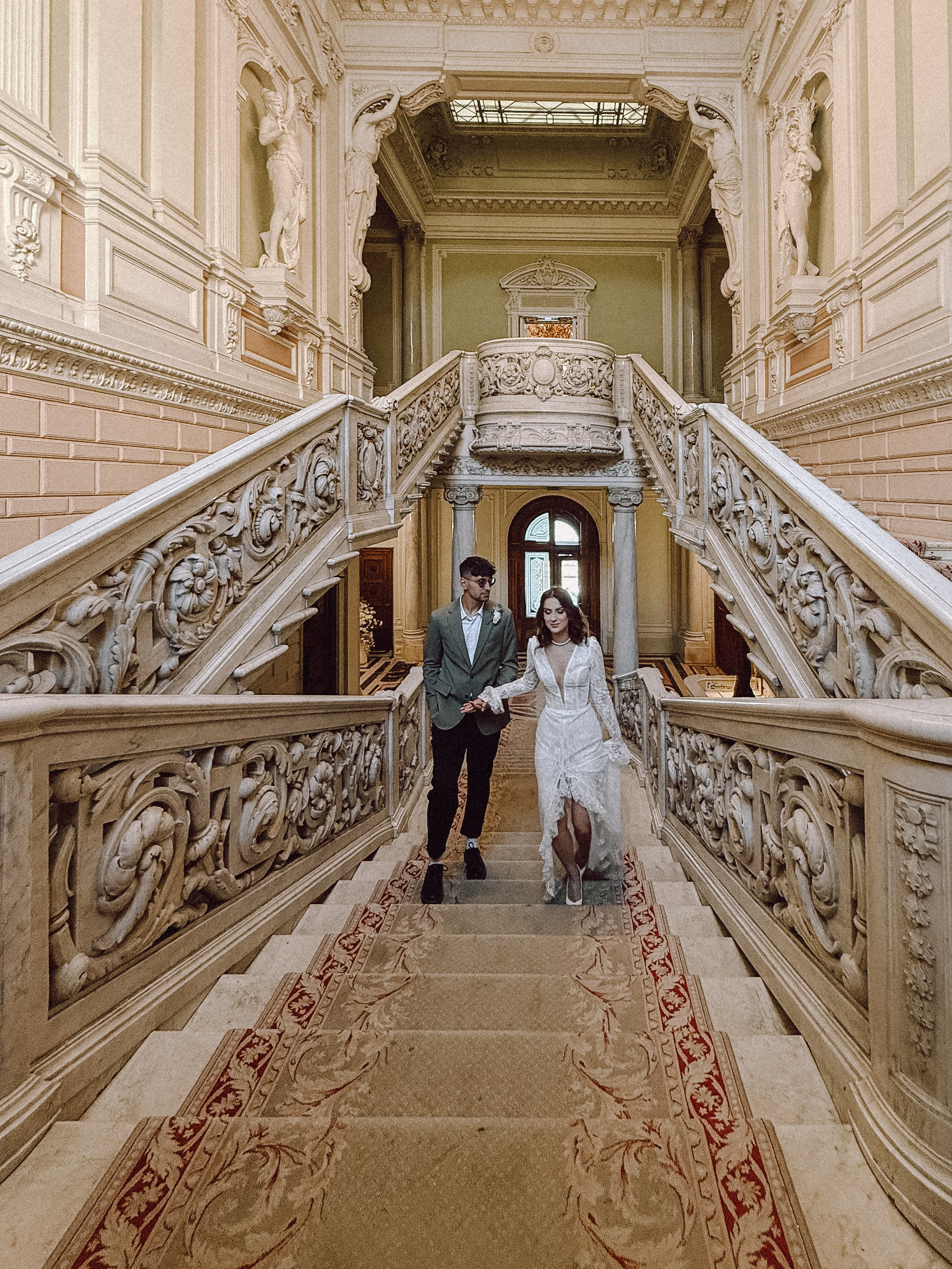 ФОТО НА ТЕЛЕФОН ВО ВРЕМЯ БРАКОСОЧЕТАНИЯ В ПЕРВОМ ДВОРЦЕ И ПРОГУЛКИ. Профессиональный фотограф, Санкт-Петербург — Виктория Богомолова