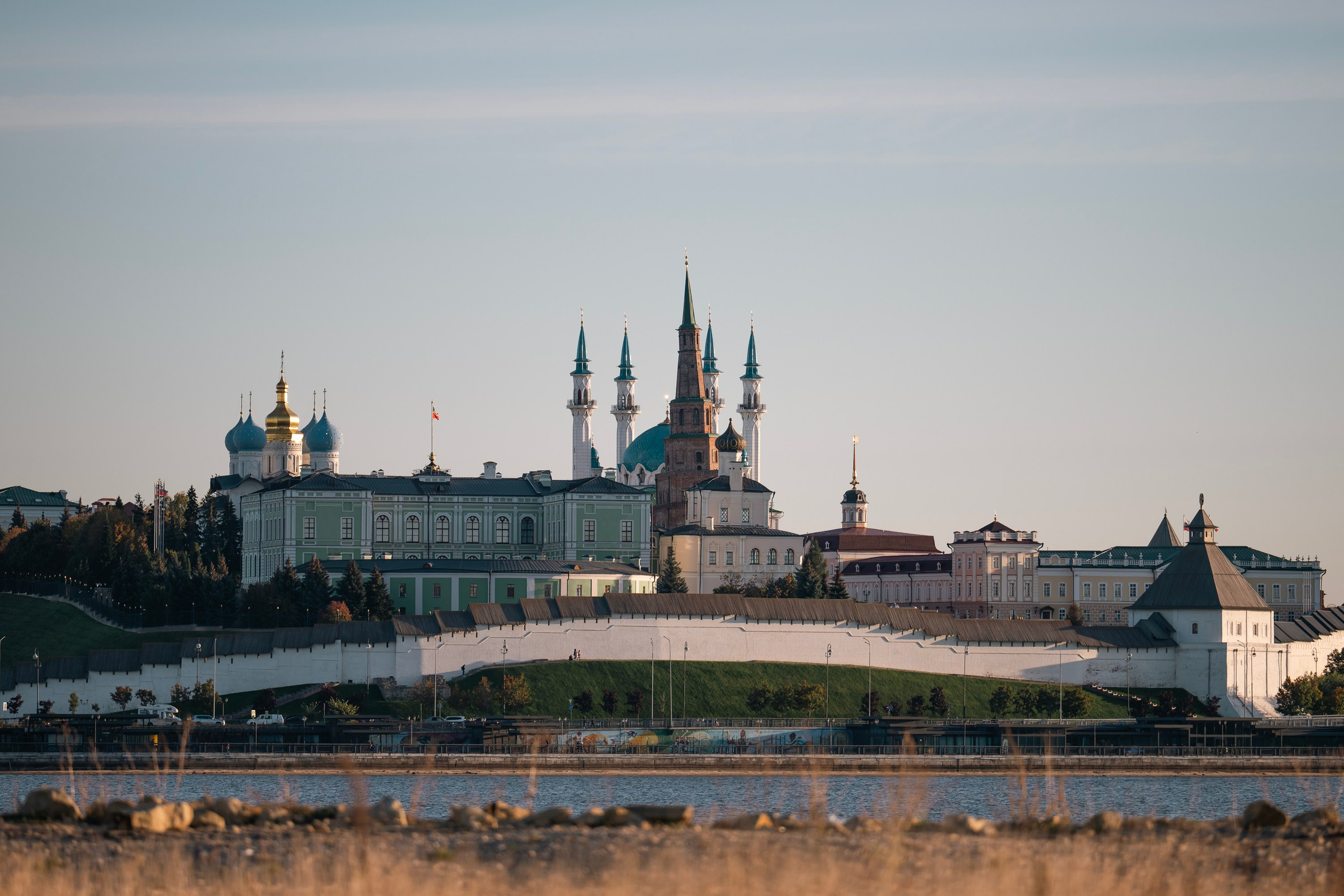 Стрит фото. Свадебный фотограф в Казани, и Зеленодольске Радик Мухаметов