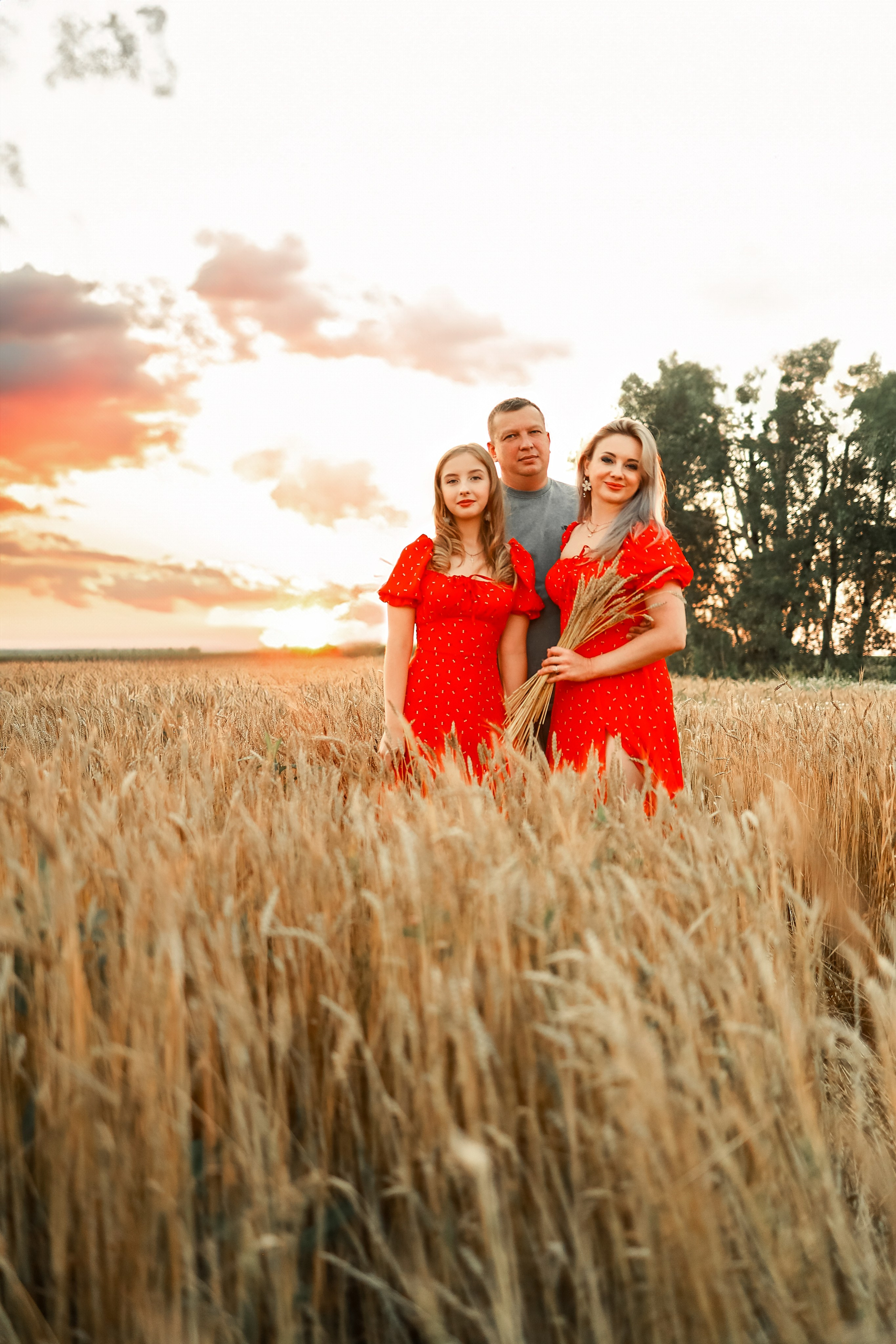 Фотосессия в поле. Иванова Ирина Свадебный и семейный фотограф г. Уфа