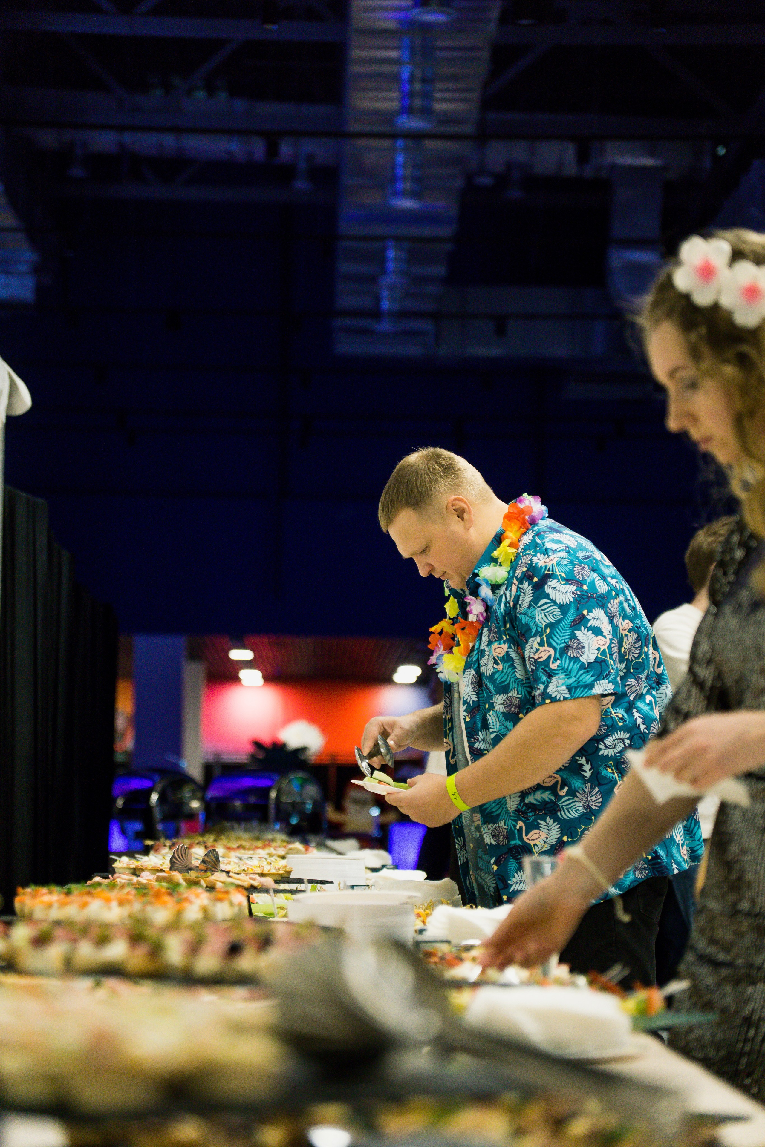 МТС корпоратив Гавайская вечеринка. Фотограф