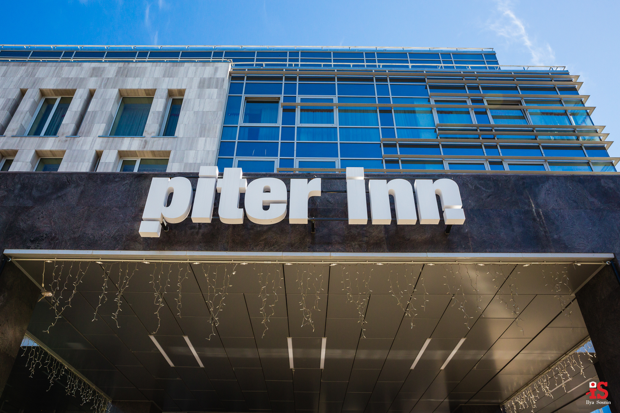 наружная реклама, вывески, световые короба, наружка, реклама на зданиях, банер, штендер, заказать вывеску, купить световой короб, объемные буквы, световые буквы, фото архитектуры, фото зданий, фото домов