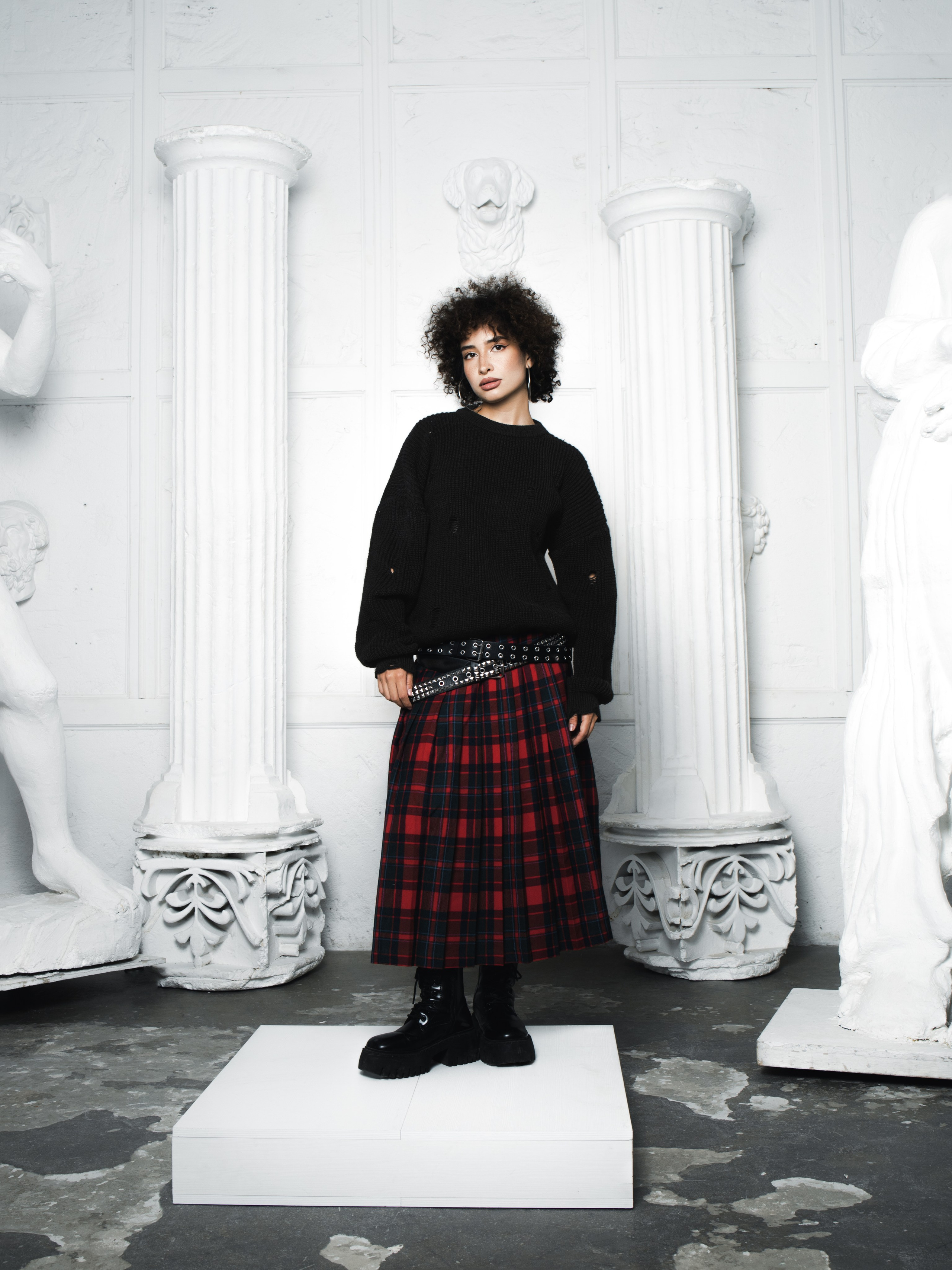 ЛУКБУК. RUNA production — стильные съемки для брендов