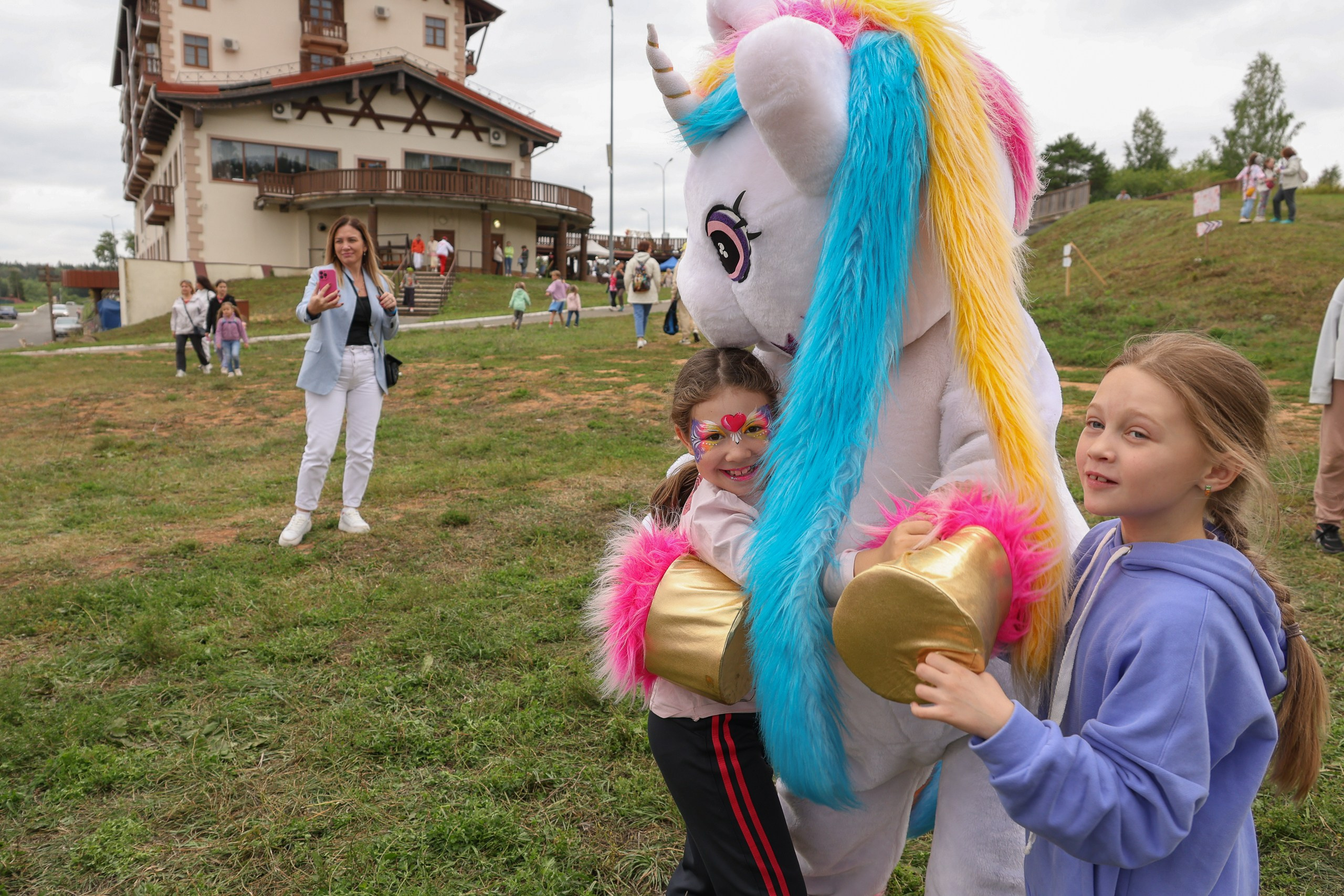 Фестиваль Счастье фест. СК Чекерил