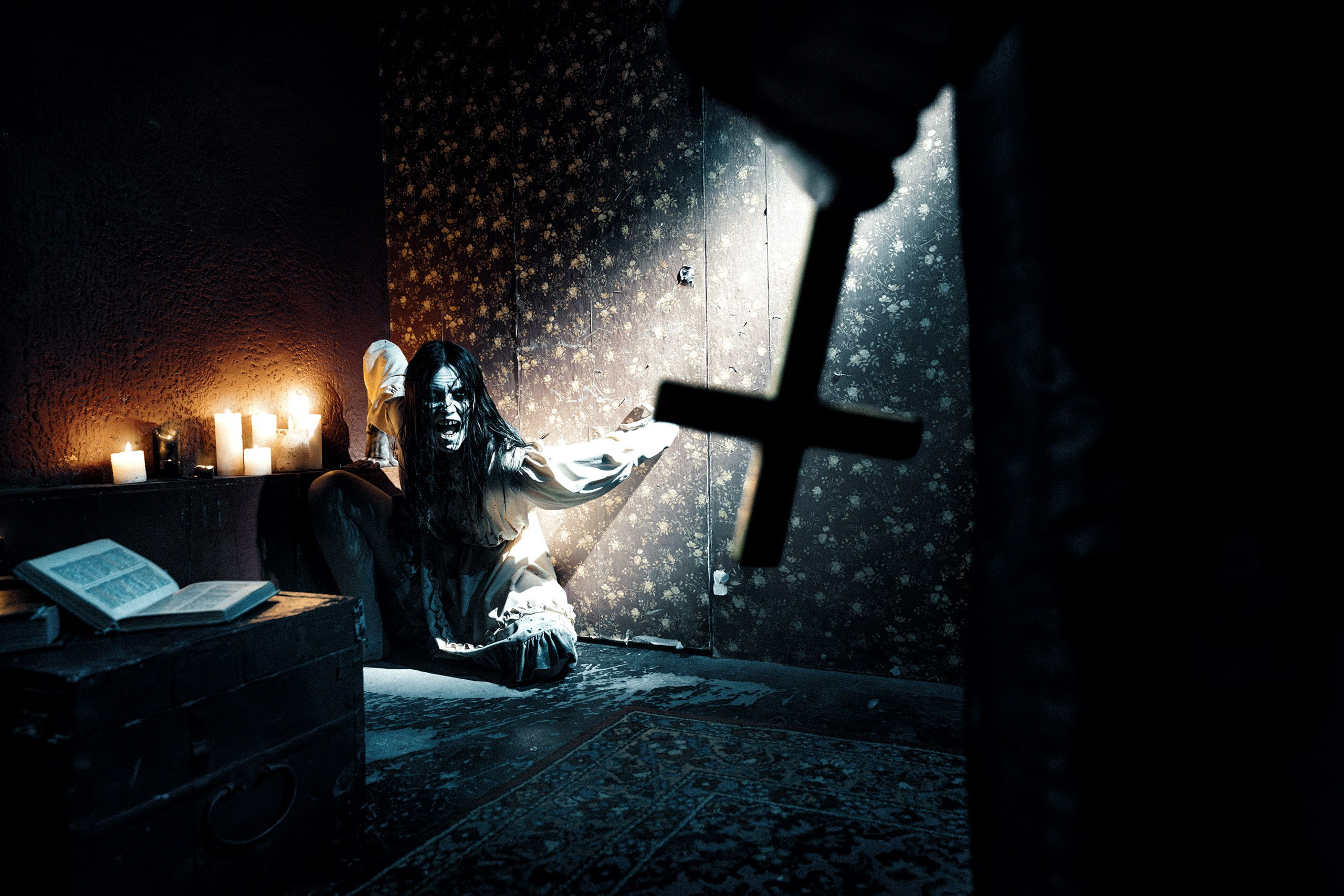 Фотосъёмка для хоррор и экшен квеста. Рекламный фотограф в Москве Алексей Тверяков