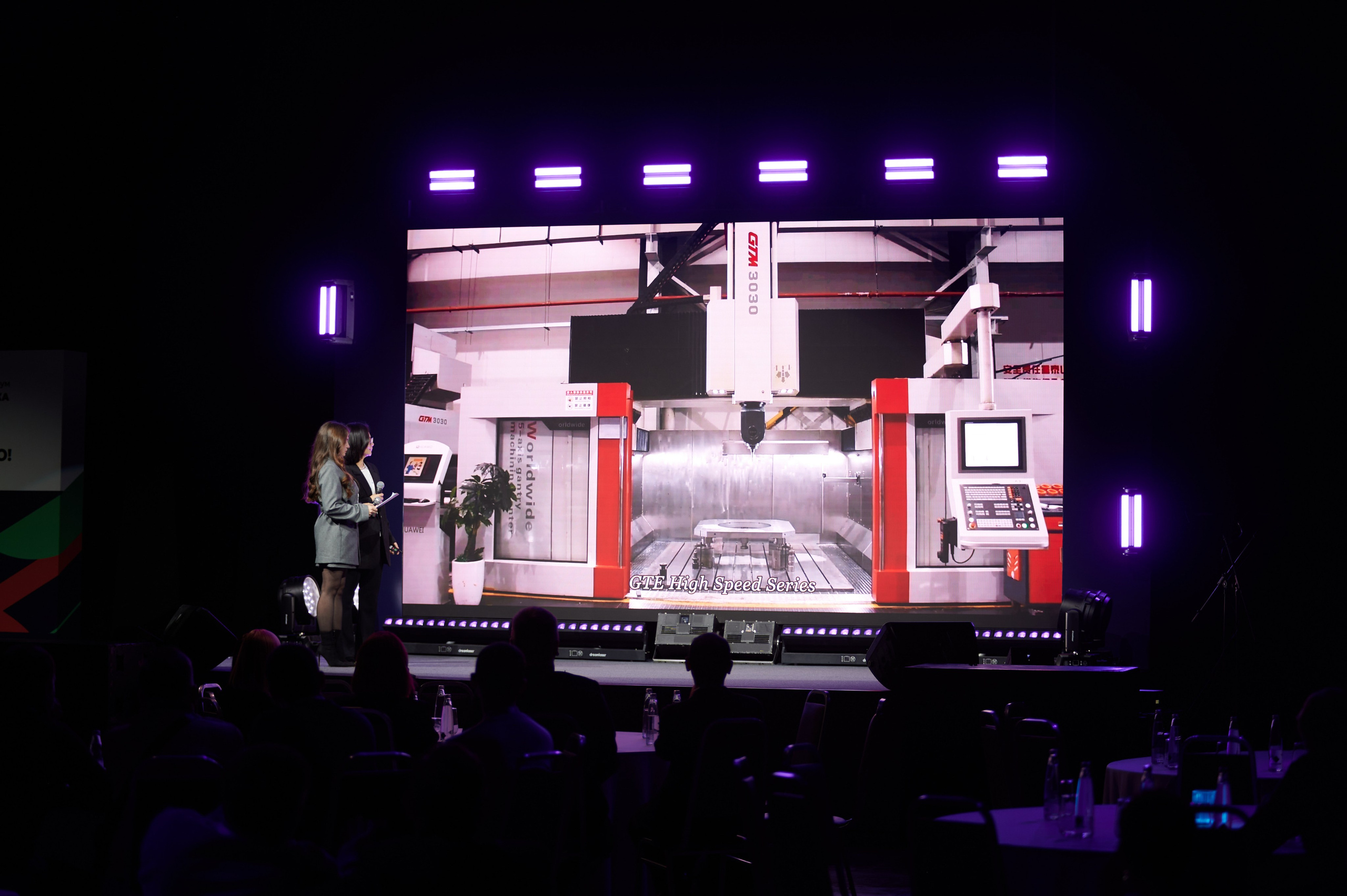 Репортажная съемка Нижний Новгород, фотограф Дмитрий Гуричев. Бизнес-фотограф Дмитрий Гуричев. Корпоративная фотосъемка в Нижнем Новгороде для предпринимателей и организаций