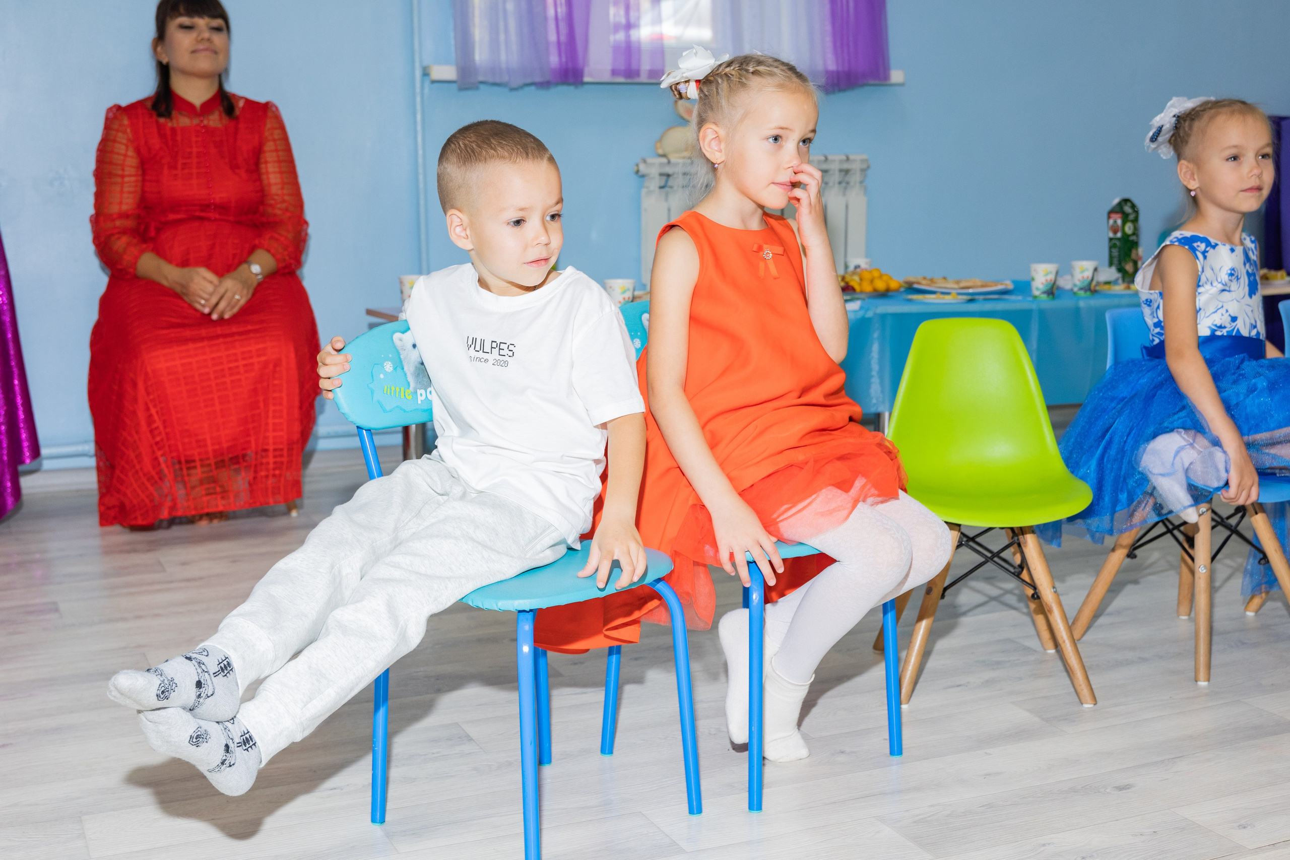 День Рождение в детском центре Качели. Выпускные альбомы во Владивостоке