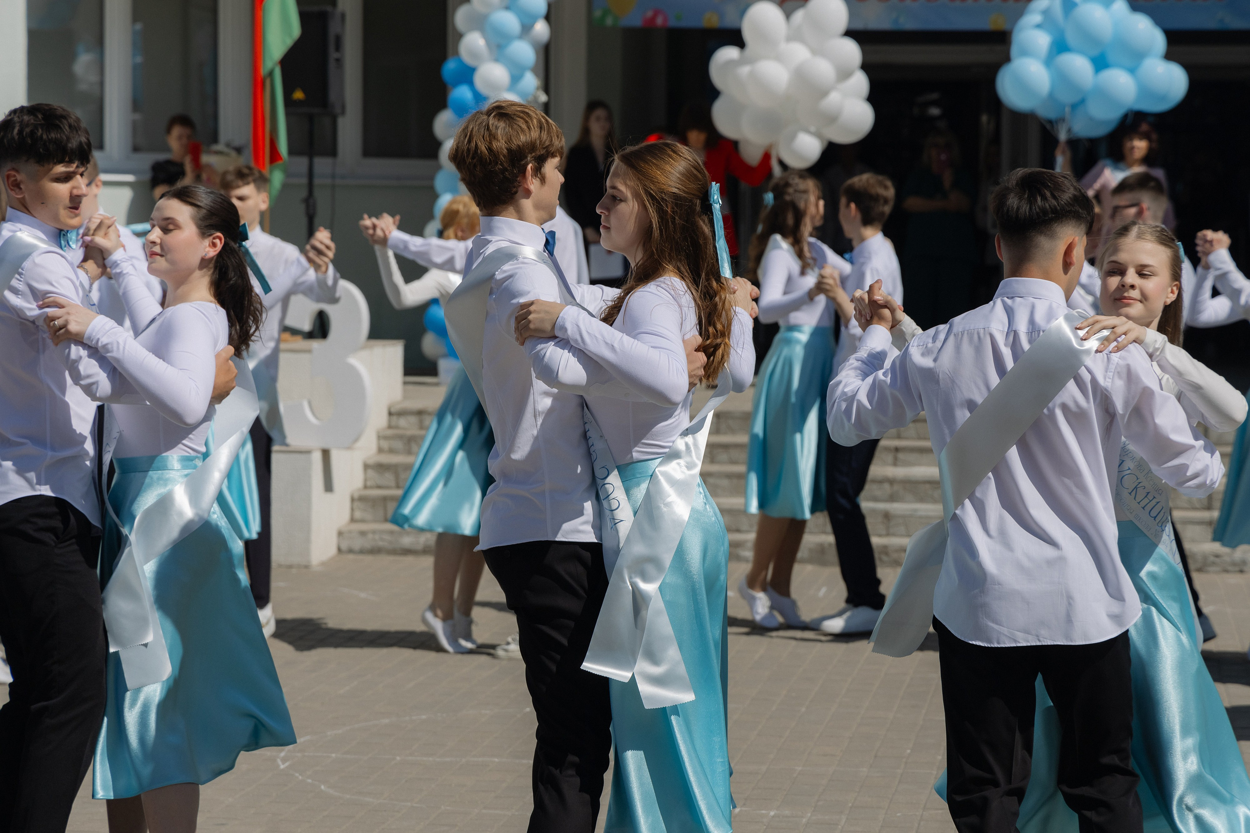 Последний звонок 2024. Свадебный фотограф в Минске/Беларуси Сергей Спиридонов