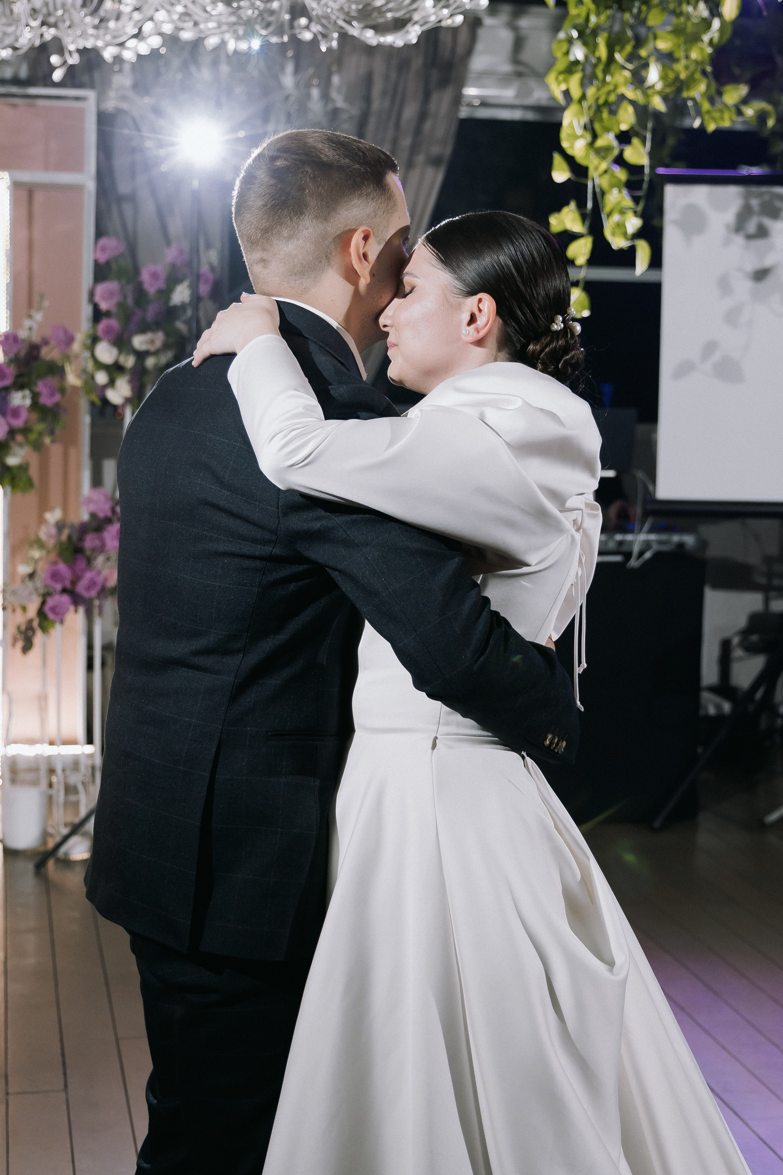 Яна и Святослав. Свадебный день. Свадебная фотография. Арина Рубах