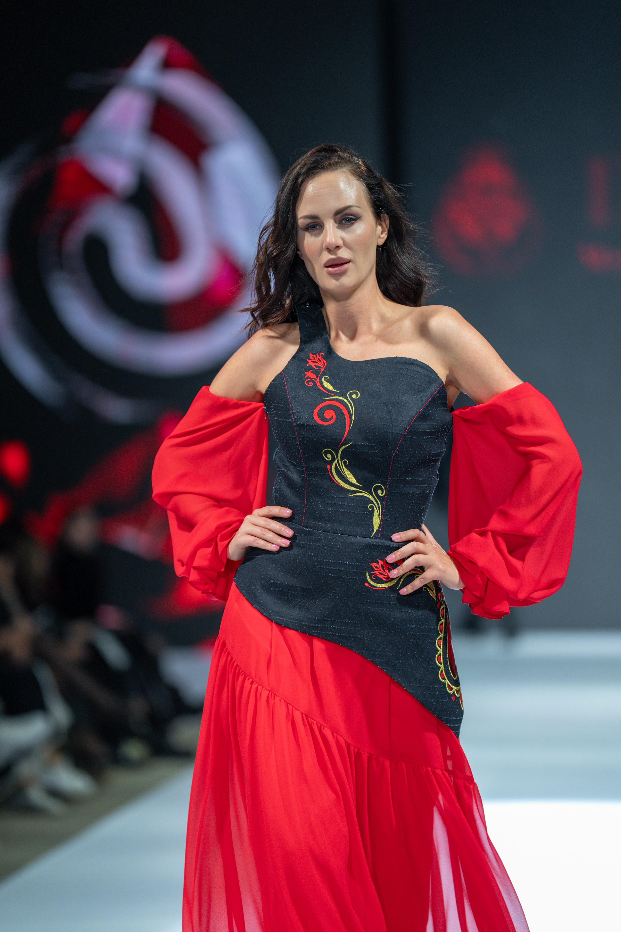 EURASIAN FASHION WEEK DJADI. Сайт Алматинского НЮ АРТ, будуар и фэшн фотографа Дениса Карпенко