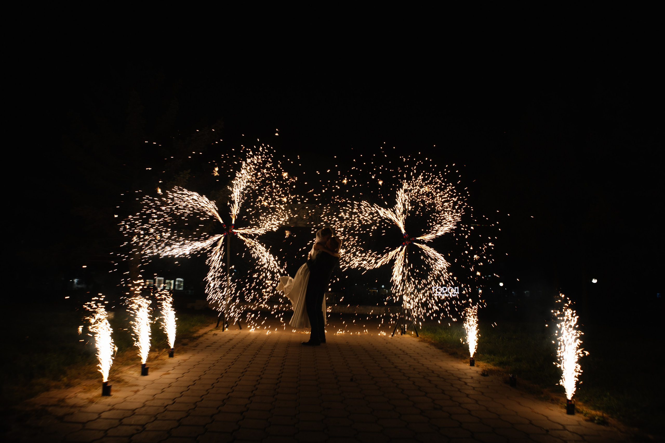 Александр и Анастасия. Свадебный фотограф и видеограф в Омске — Виталий и Алёна Орлянд
