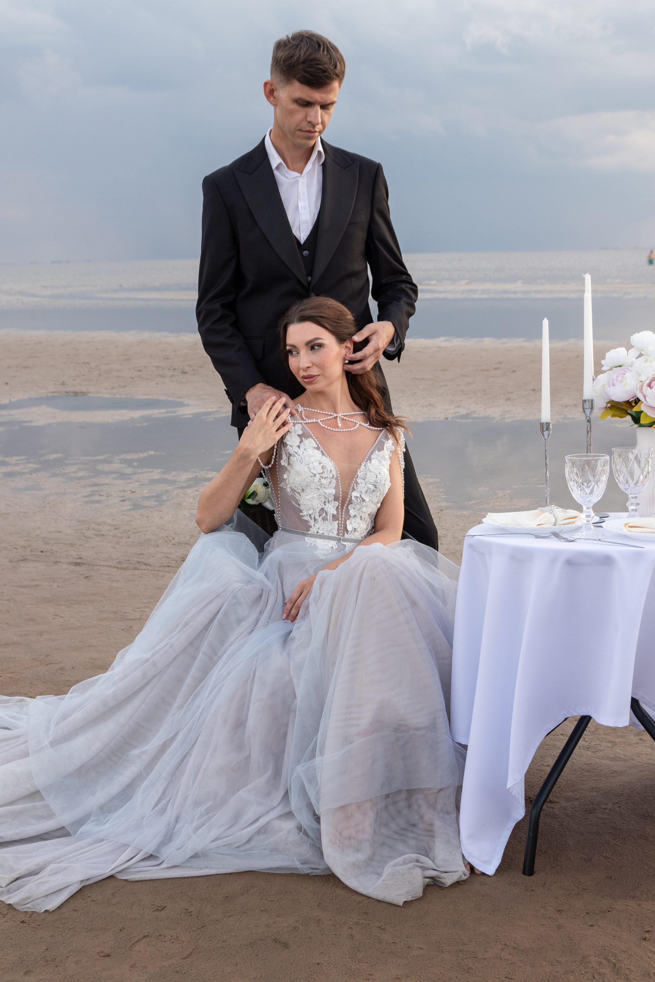 Свадебная прогулка на Финском заливе. Портретный фотограф в Санкт-Петербурге Савельева Ольга