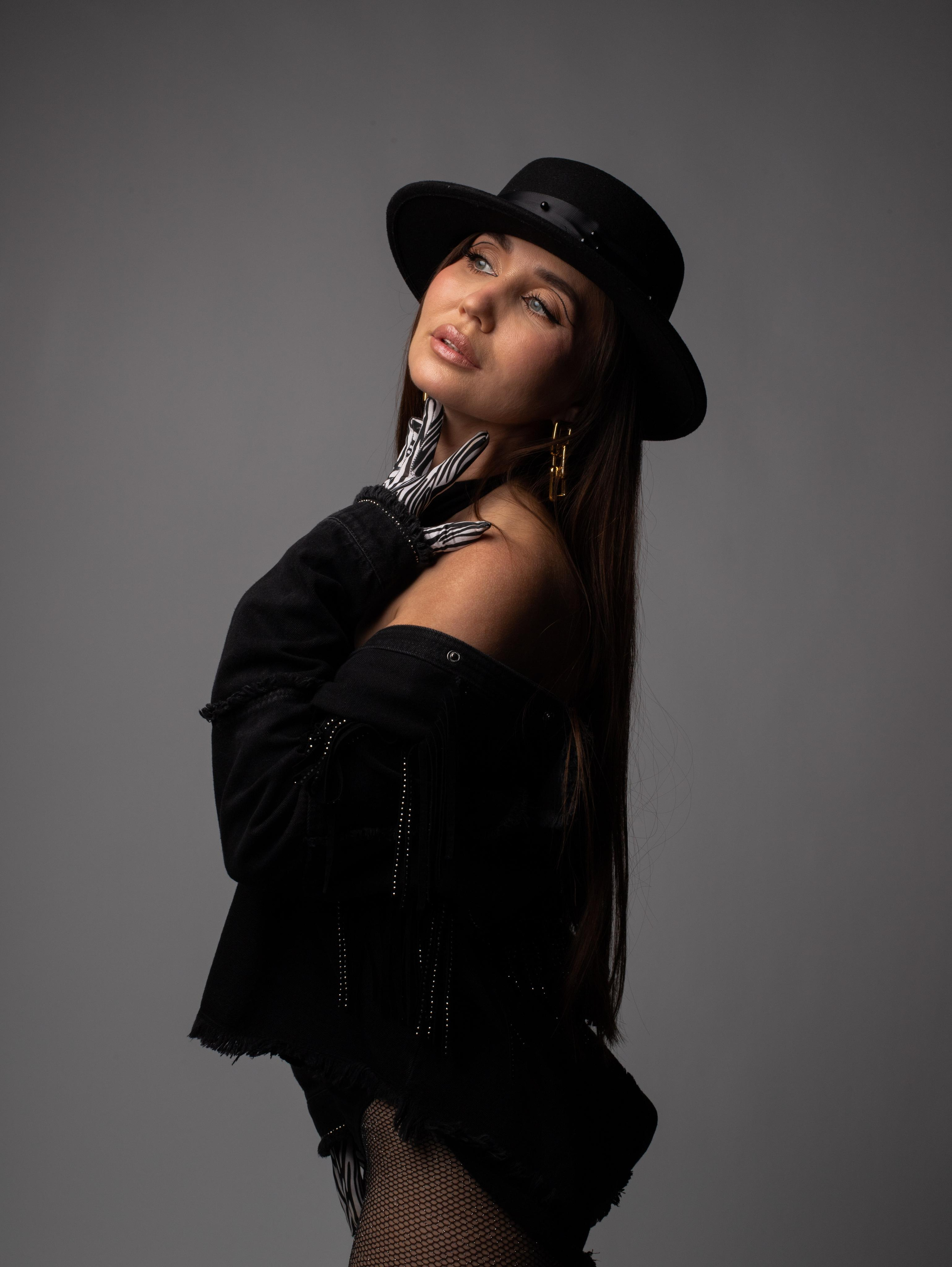 Съемки в студии. Женский, мужской портрет, lookbook Краснодар