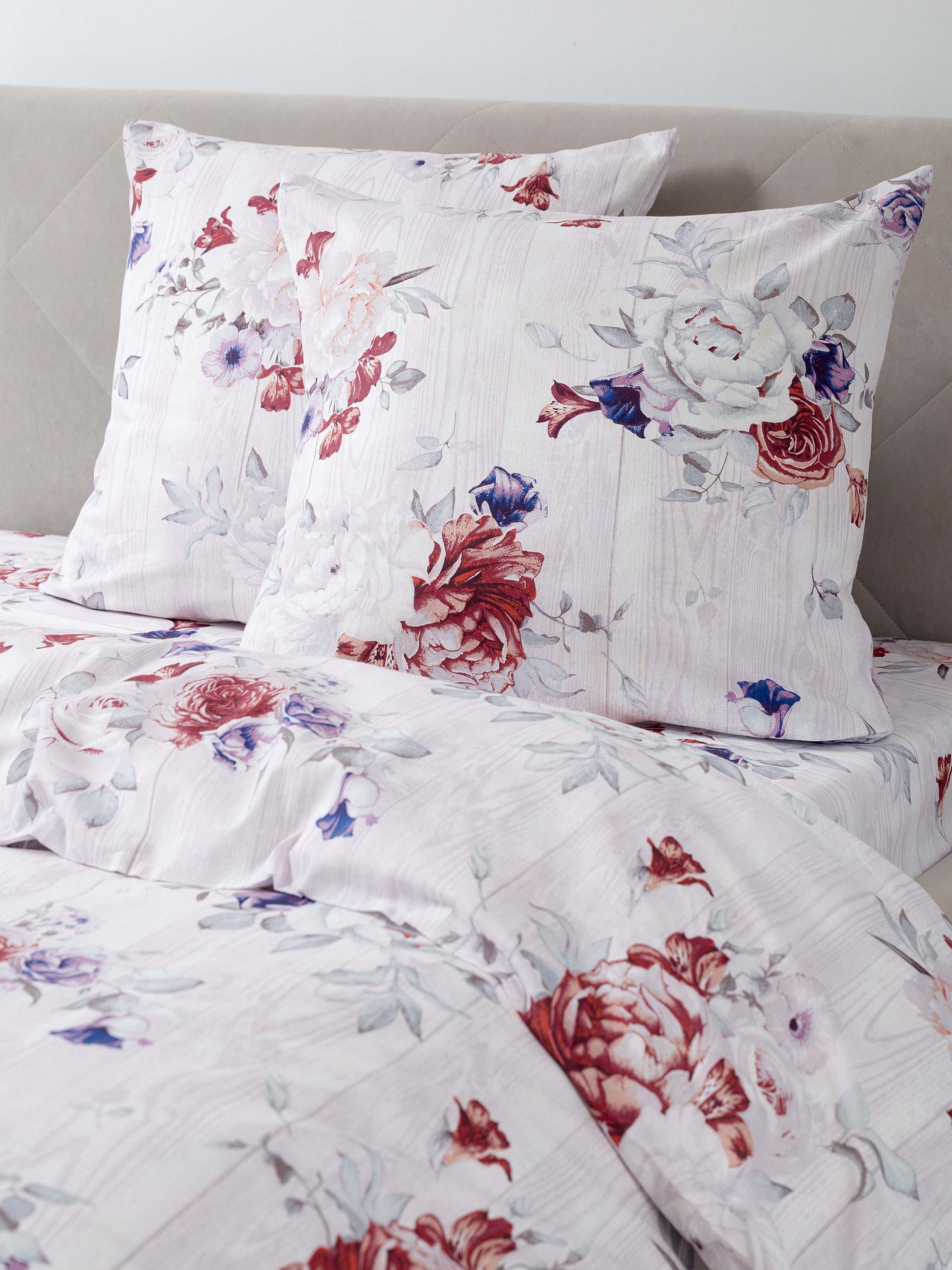 Съемка в студии «Изюм». Фотограф для маркетплейсов в г. Иваново Клещенок Юлия