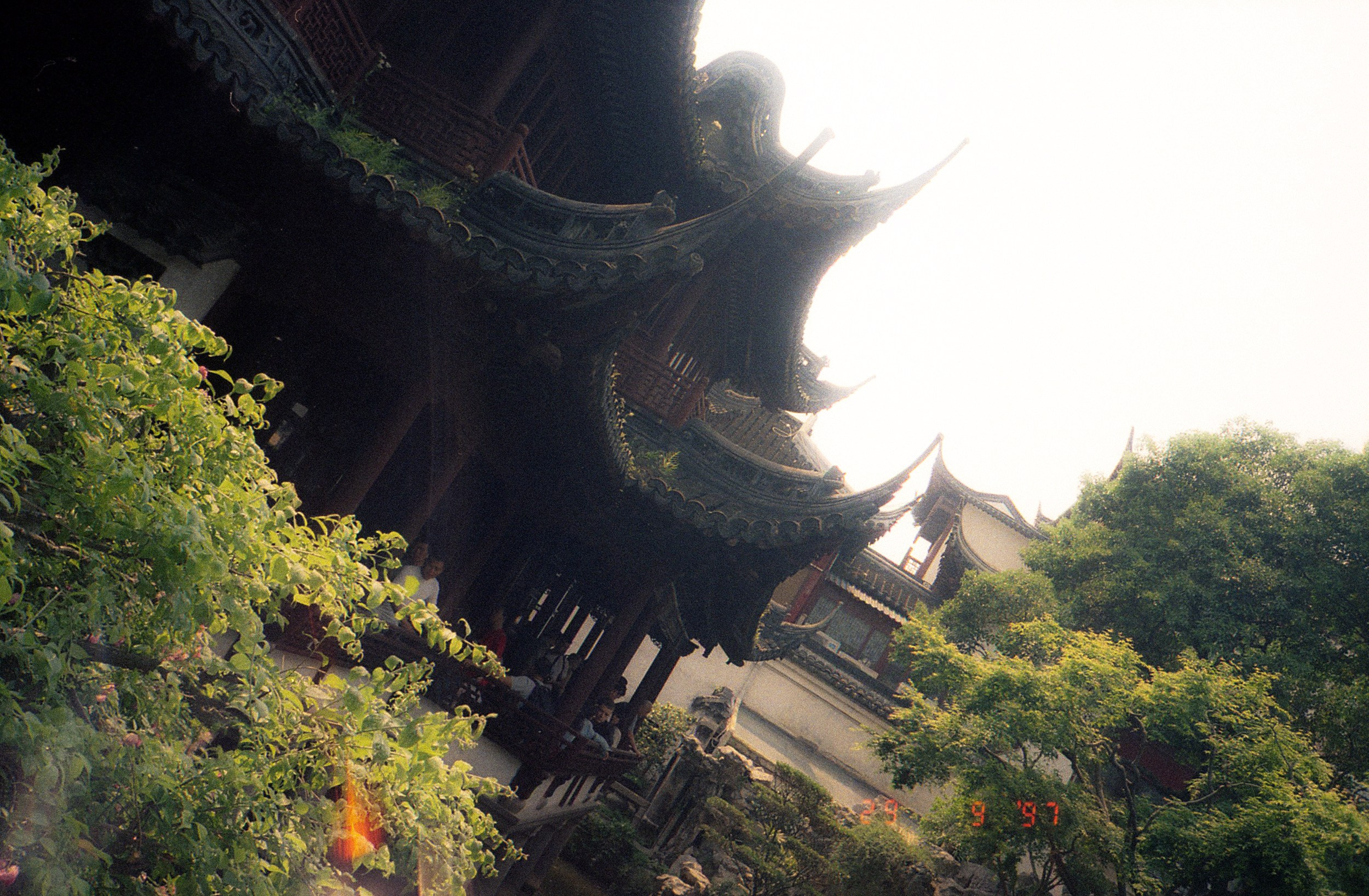 Shanghai analog. Iraogo