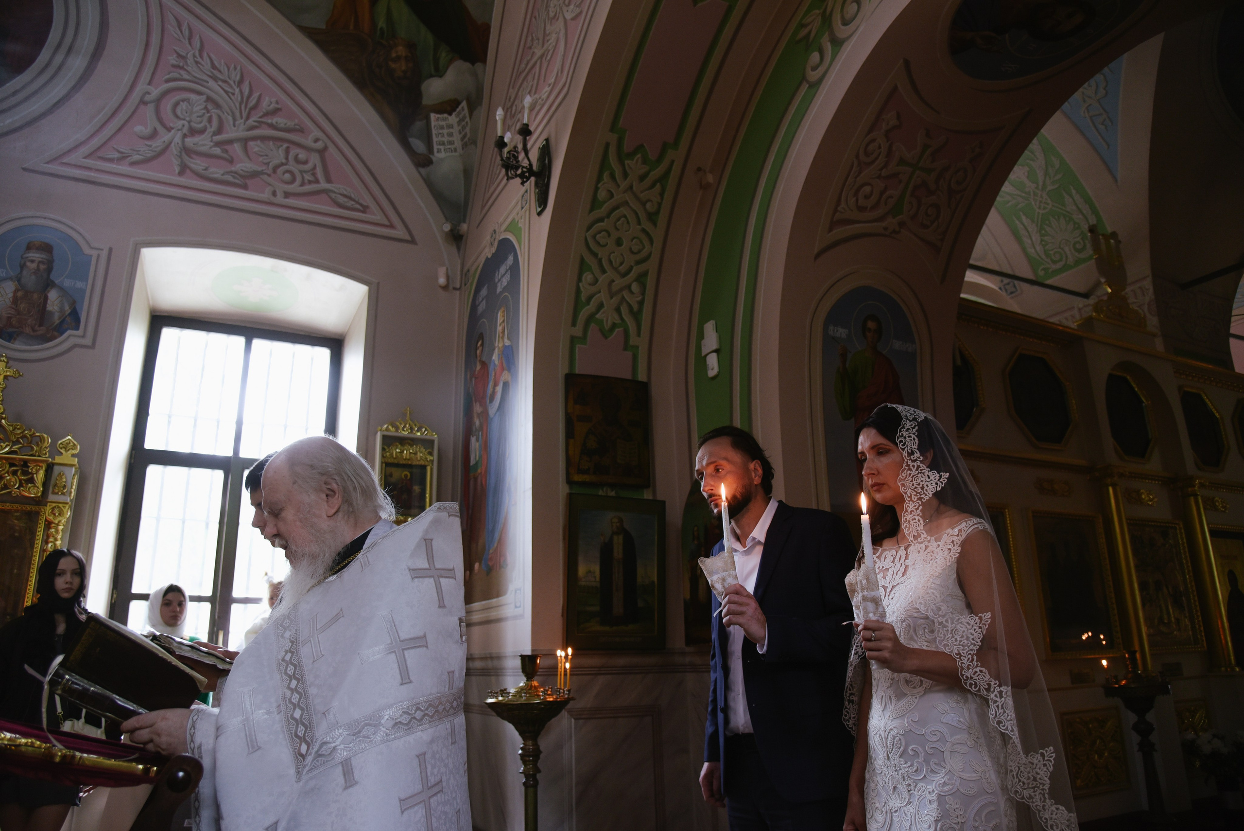 Венчание Храм Живоначальной Троицы на Воробьёвых горах. Фотограф Лола Волна, город Москва