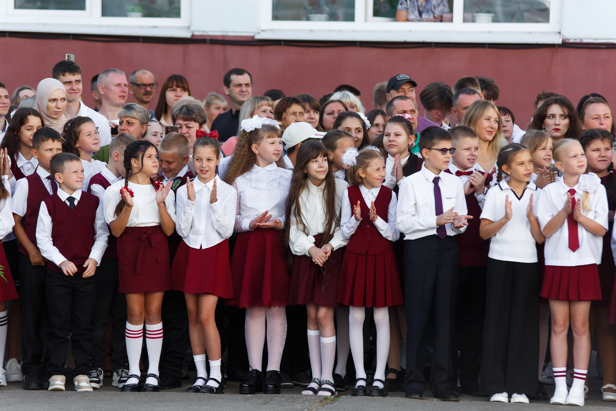 01 СЕНТЯБРЯ 2024 (МБОУ г. Мценска «Средняя школа № 9»). Профессиональный фотограф в Мценске и Орловской области