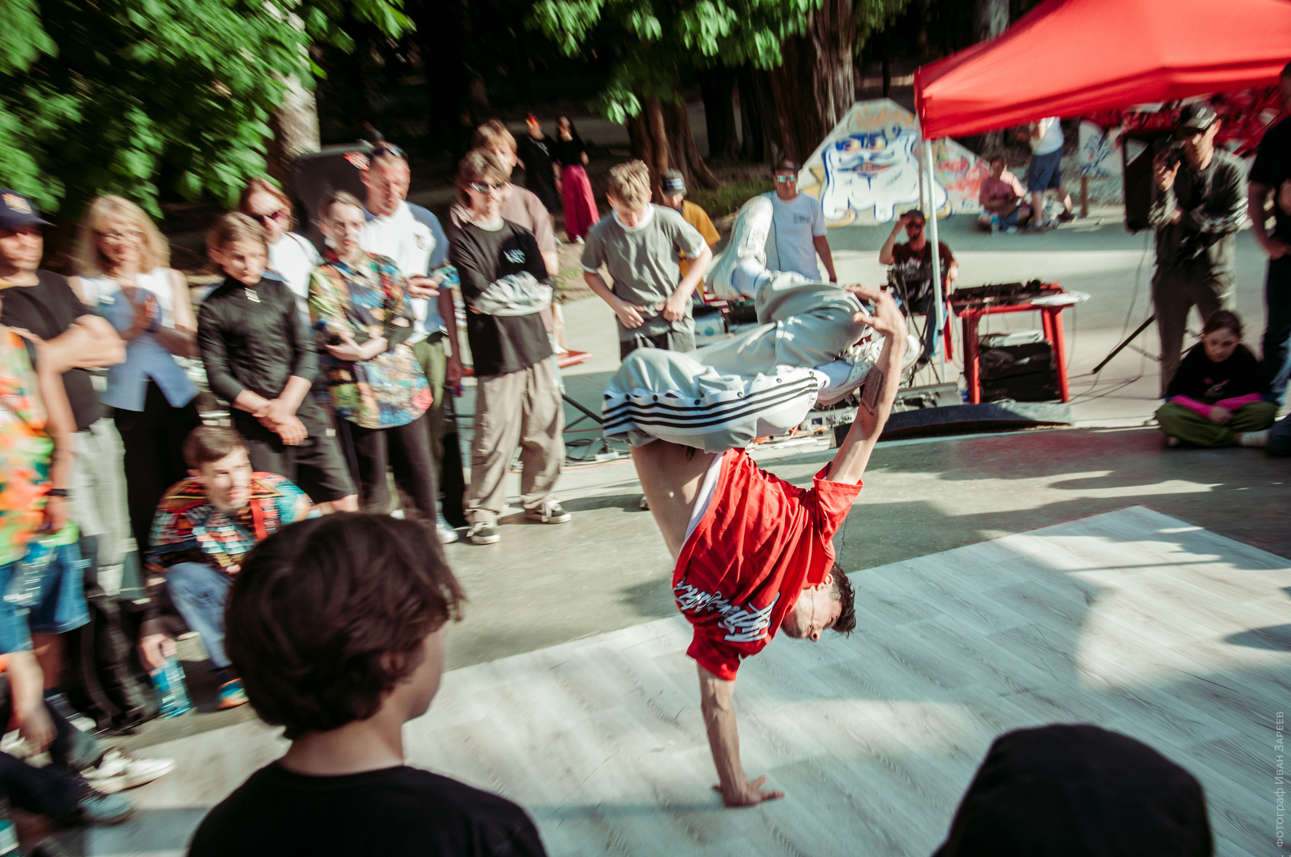 Граффити и брейкинг. Репортажный фотограф в Симферополе Зареев Иван