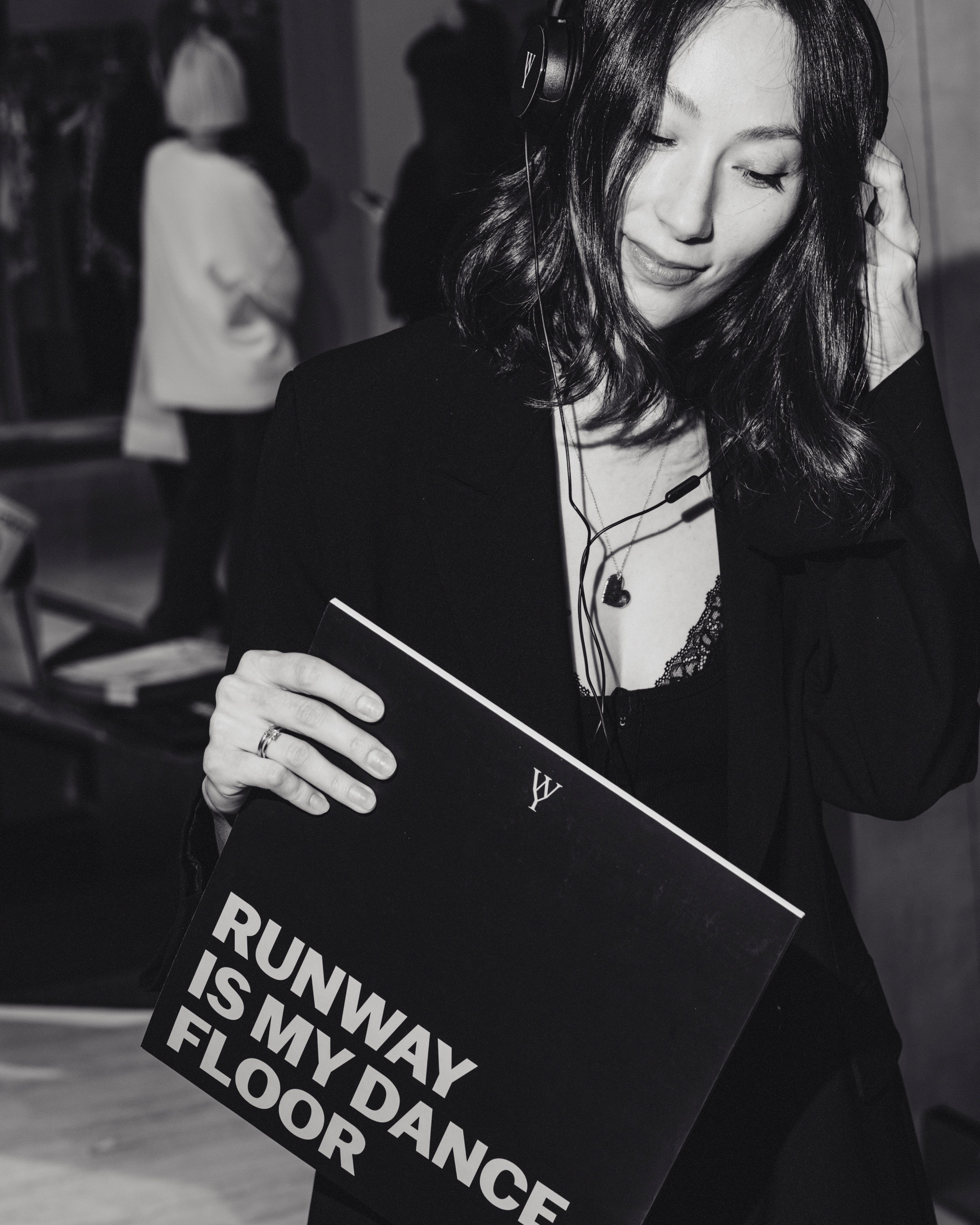 YULIA WAVE x TSVETNOY