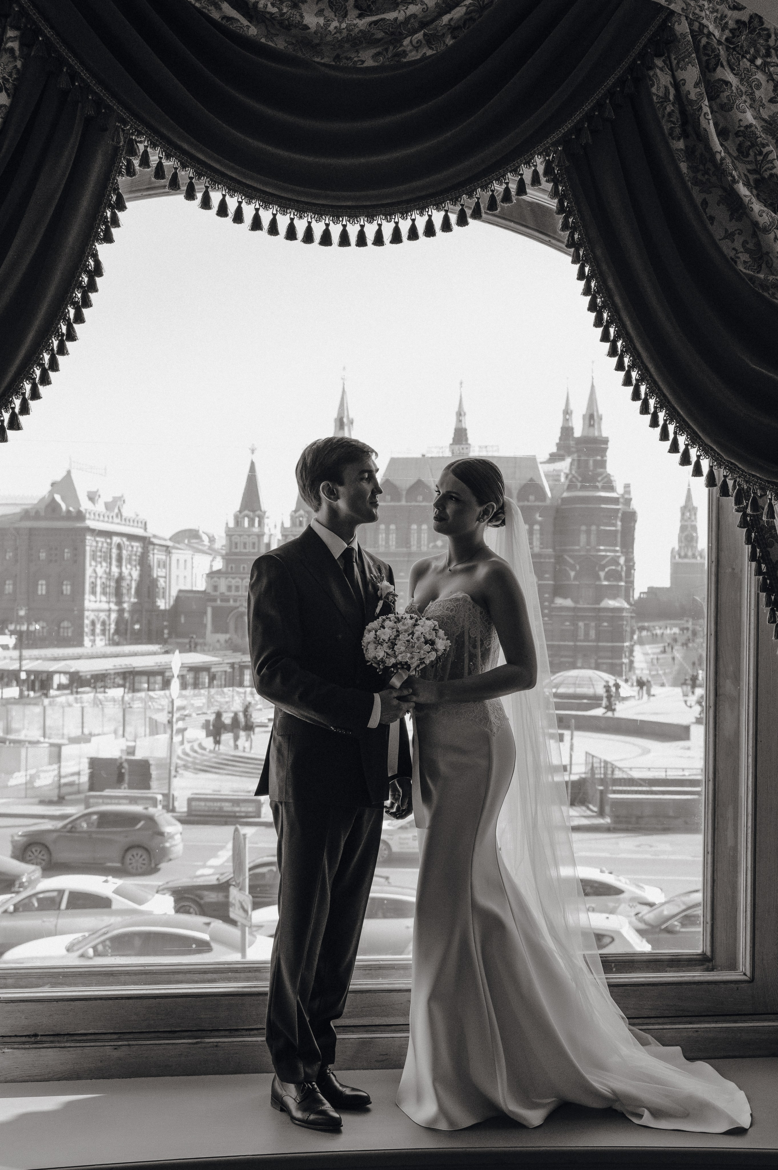 Дмитрий и Луиза. Гостиница Националь и ресторан Белуга. Свадебный фотограф Москва и Санкт-Петербург. Анастасия Чудина