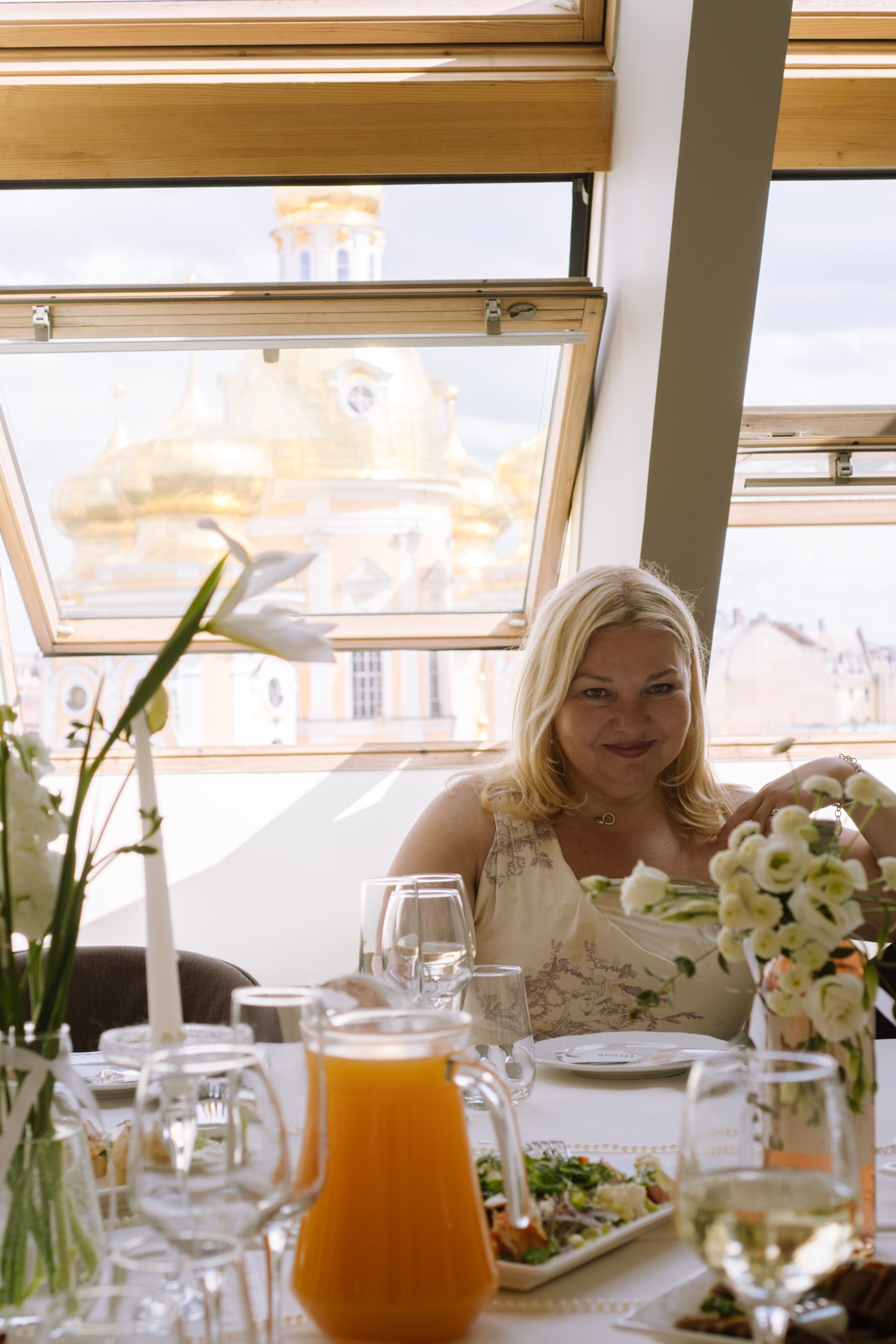 СВАДЕБНЫЙ БАНКЕТ НА ВЛАДИМИРСКОЙ В САНКТ-ПЕТЕРБУРГЕ (КАМЕРНАЯ СВАДЬБА). Профессиональный фотограф, Санкт-Петербург — Виктория Богомолова