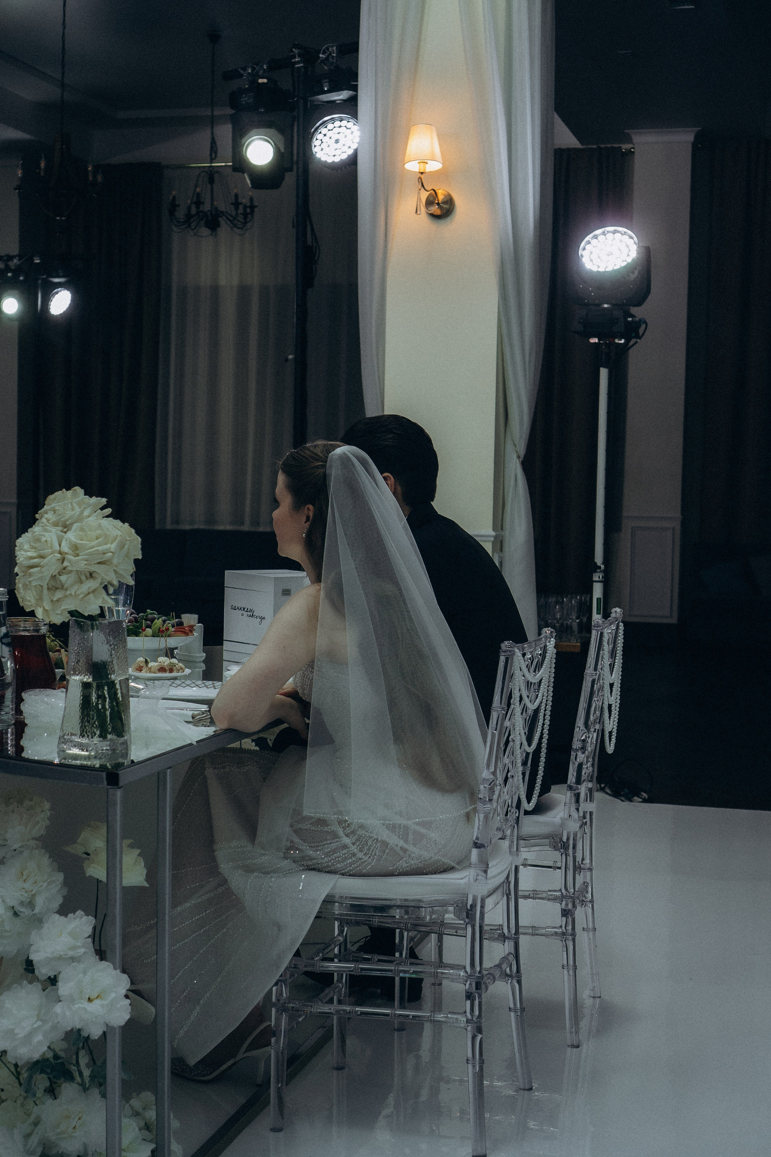 СВАДЕБНАЯ СЬЕМКА СБОРОВ В ОТЕЛЕ И ВЫЕЗД НА ЦЕРЕМОНИЮ (СНЯТО В СИБИРЕ В НИЖНЕВАРТОВСКЕ). Профессиональный фотограф, Санкт-Петербург — Виктория Богомолова