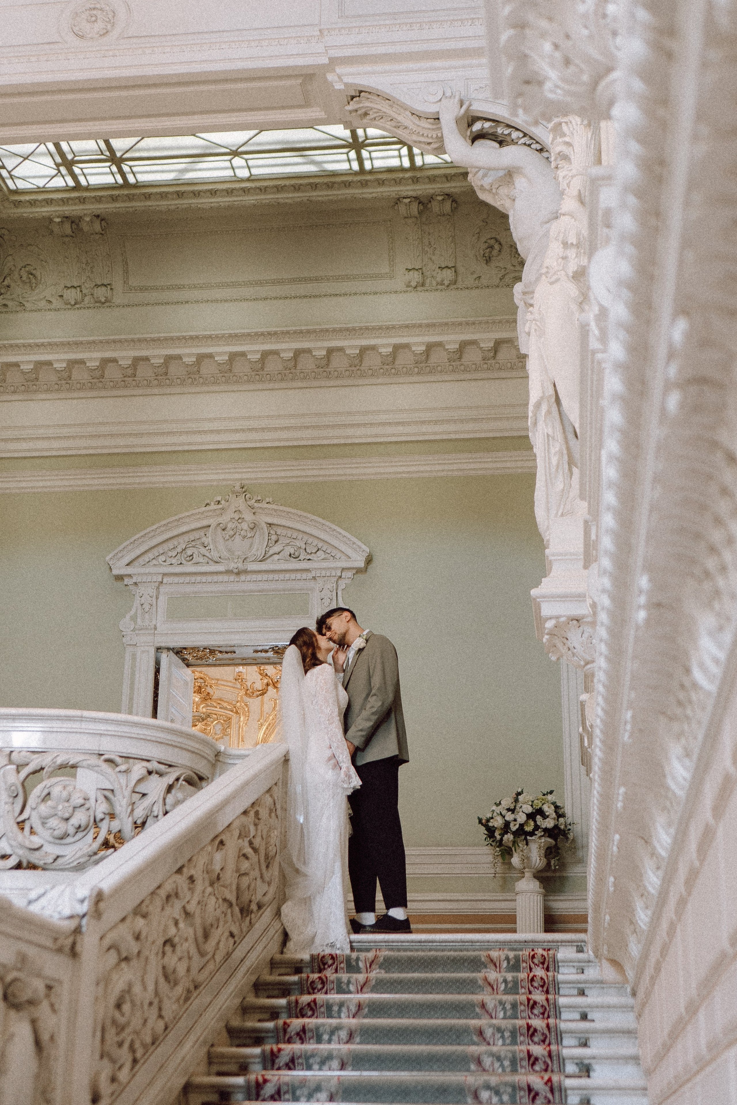 СВАДЕБНАЯ СЬЕМКА В ПЕРВОМ ДВОРЦЕ БРАКОСОЧЕТАНИЯ. Профессиональный фотограф, Санкт-Петербург — Виктория Богомолова