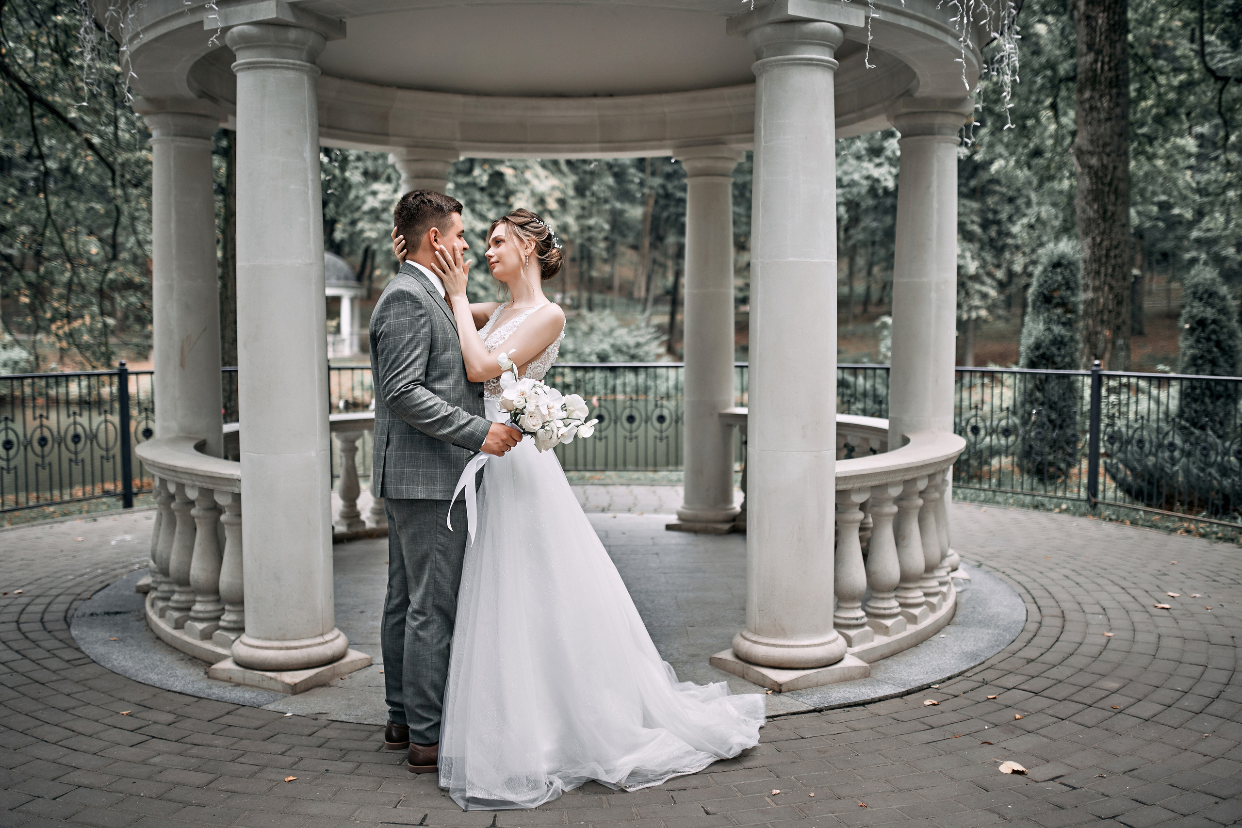 Куда зовут тебя твои ветра? … В какую даль несут тебя на крыльях?. Фотограф Меняйло Евгений. Свадьба. Портрет. Репортаж. Семья. Контент