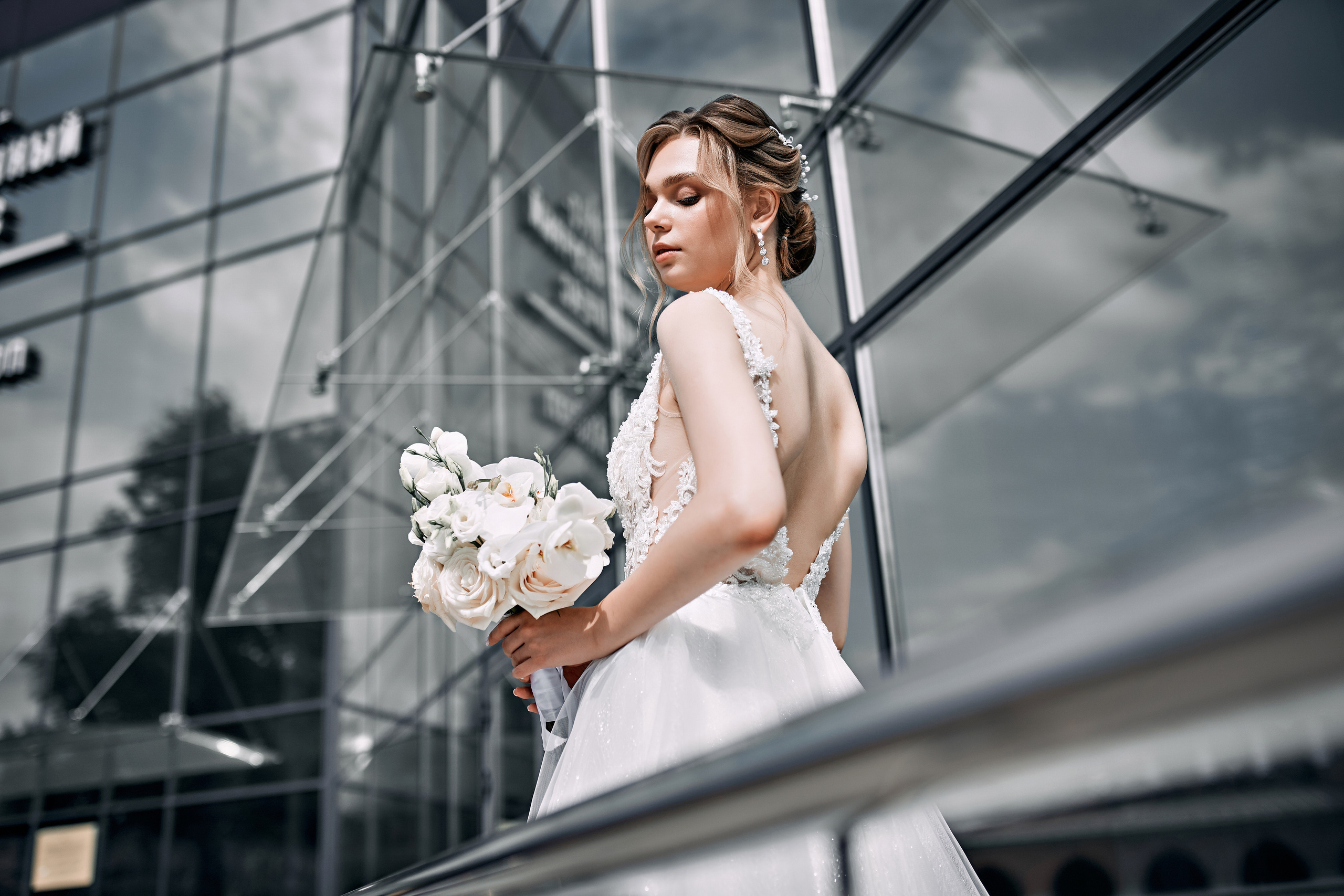 Куда зовут тебя твои ветра? … В какую даль несут тебя на крыльях?. Фотограф Меняйло Евгений. Свадьба. Портрет. Репортаж. Семья. Контент