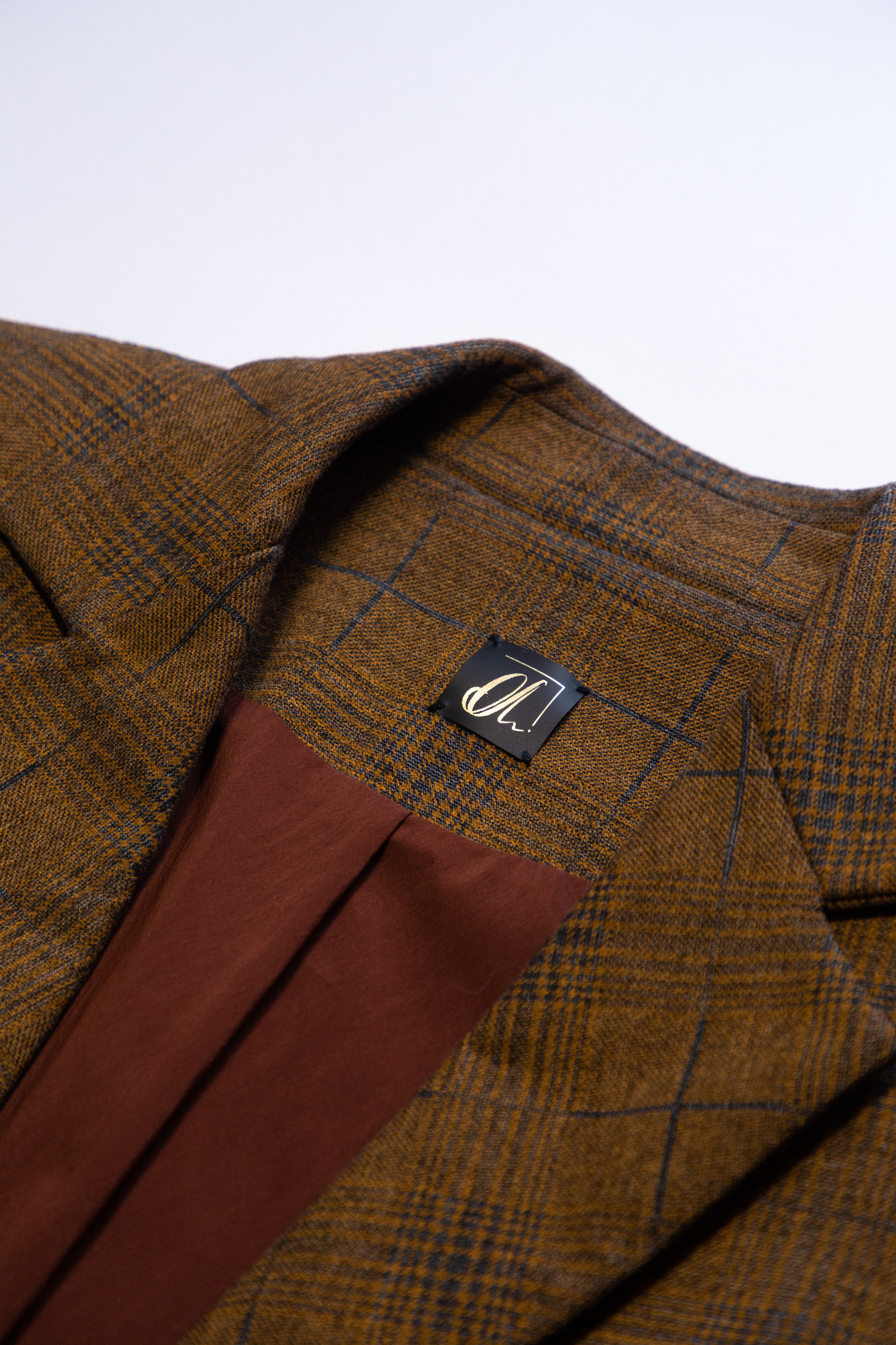 Предметная съемка с Олесей, швейный рабочий процесс. Ирина Чернова — портретный фотограф и маркетолог из Владивостока