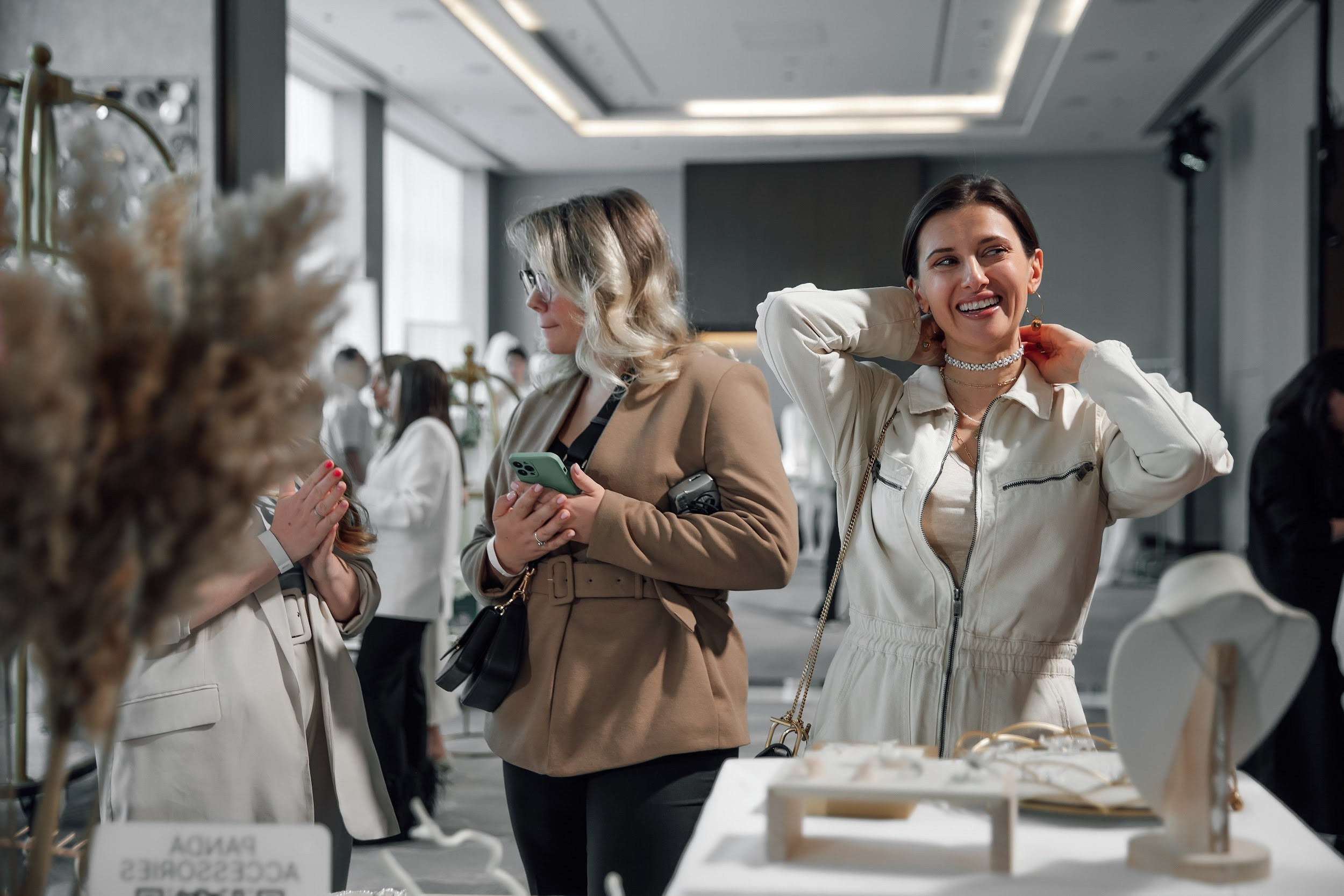 VISION. Любовь Чуляева — свадебный фотограф в Москве и Европе