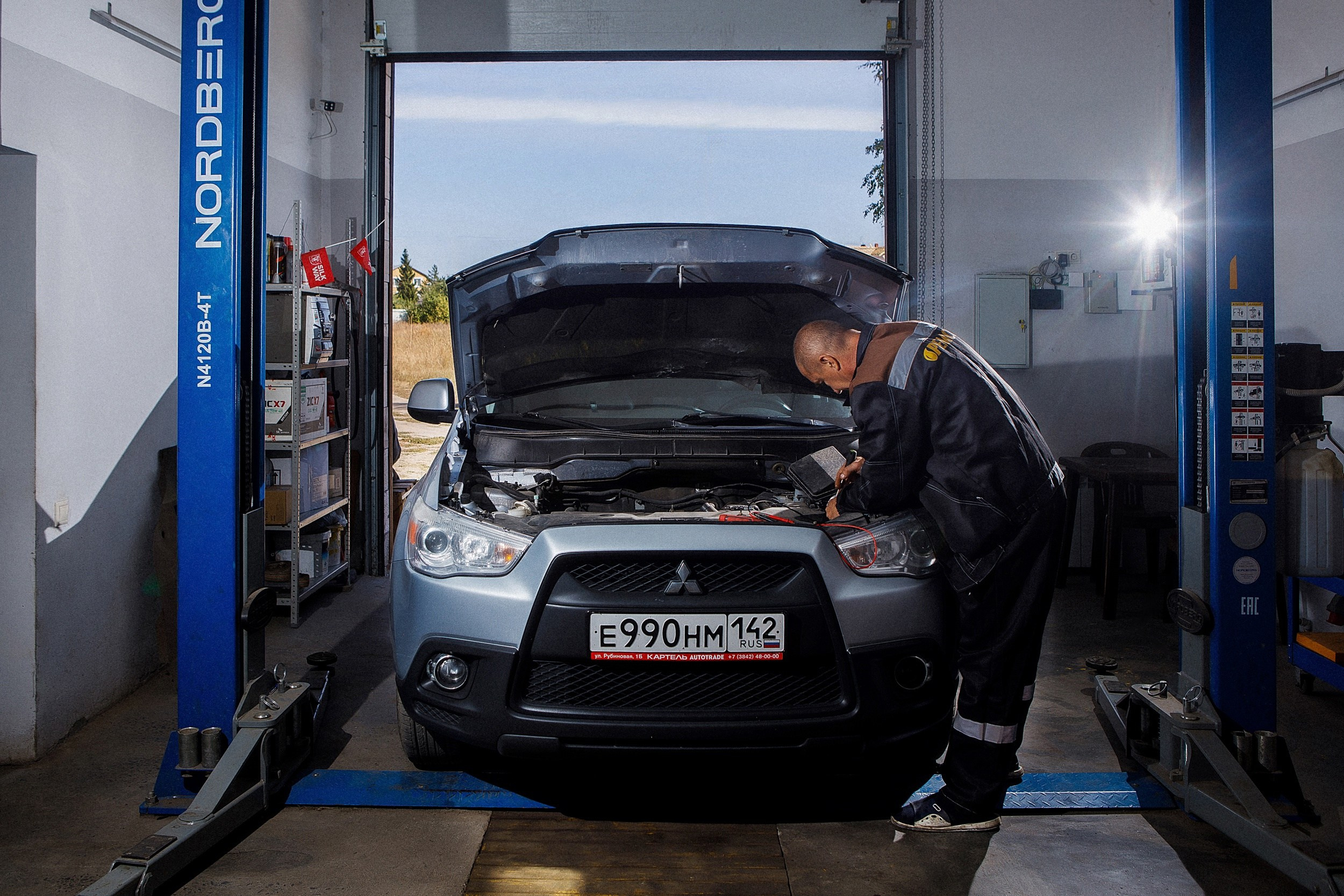 Для автосервиса. Свадебный фотограф, фотограф на крещение, фотограф на день рождения в Воронеже