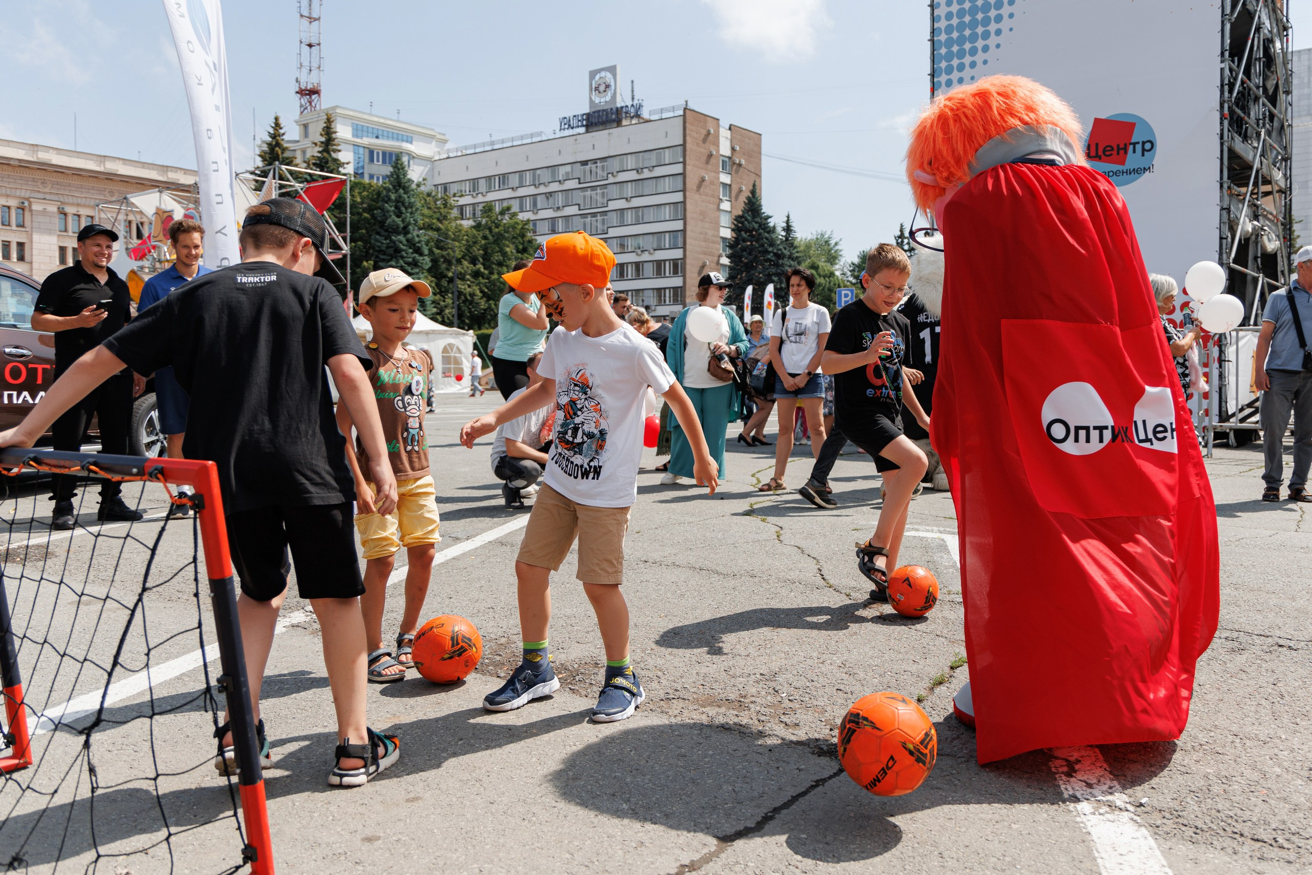 Оптик Центр | праздник в честь 25-и летия