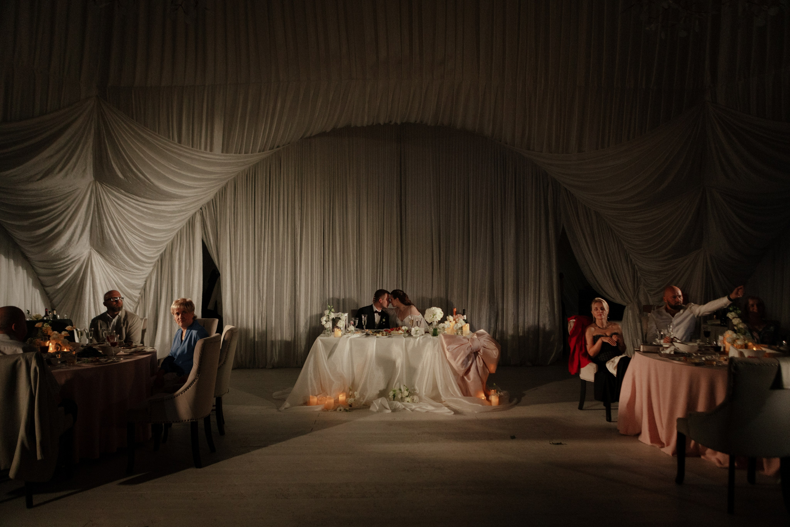 Аня и Саша. Свадьба в Юдино парк. Свадебный и портретный фотограф в Москве Анастасия Масюк