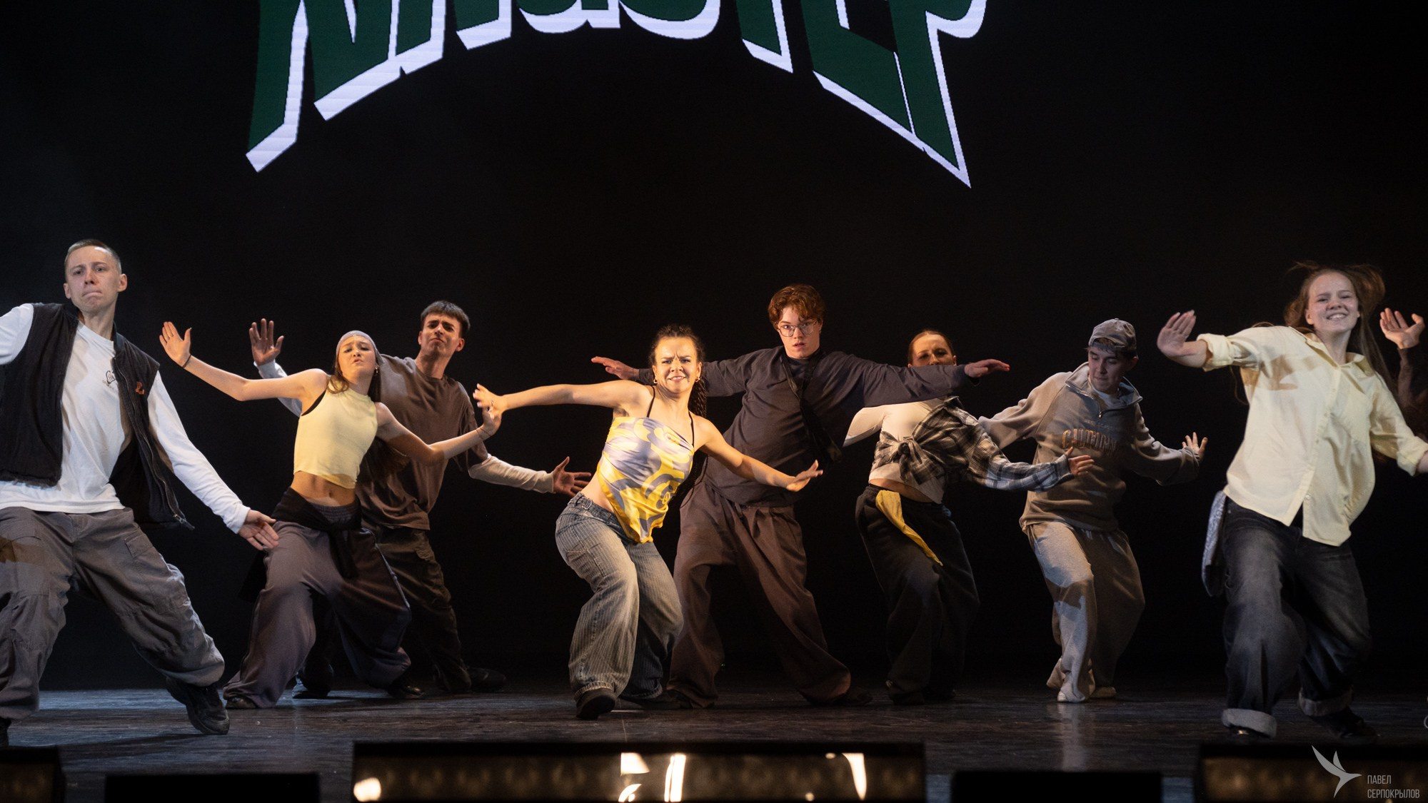 Отчетный концерт студии танца KingStep. Репортажный фотограф в Казани Павел Серпокрылов