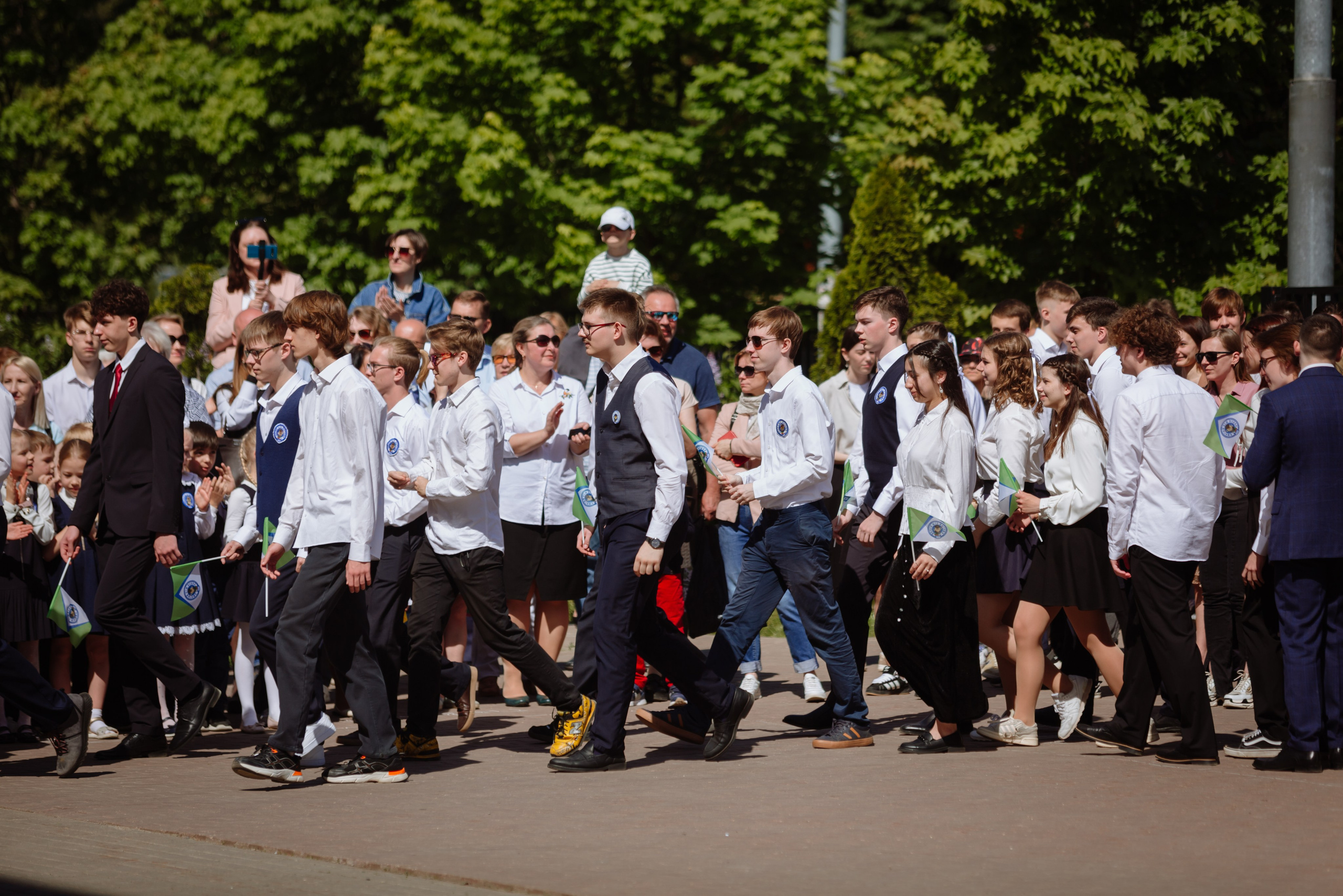 Последний звонок 2024 (2 часа фотосъемки). Профессиональный фотограф Надежда Антонова