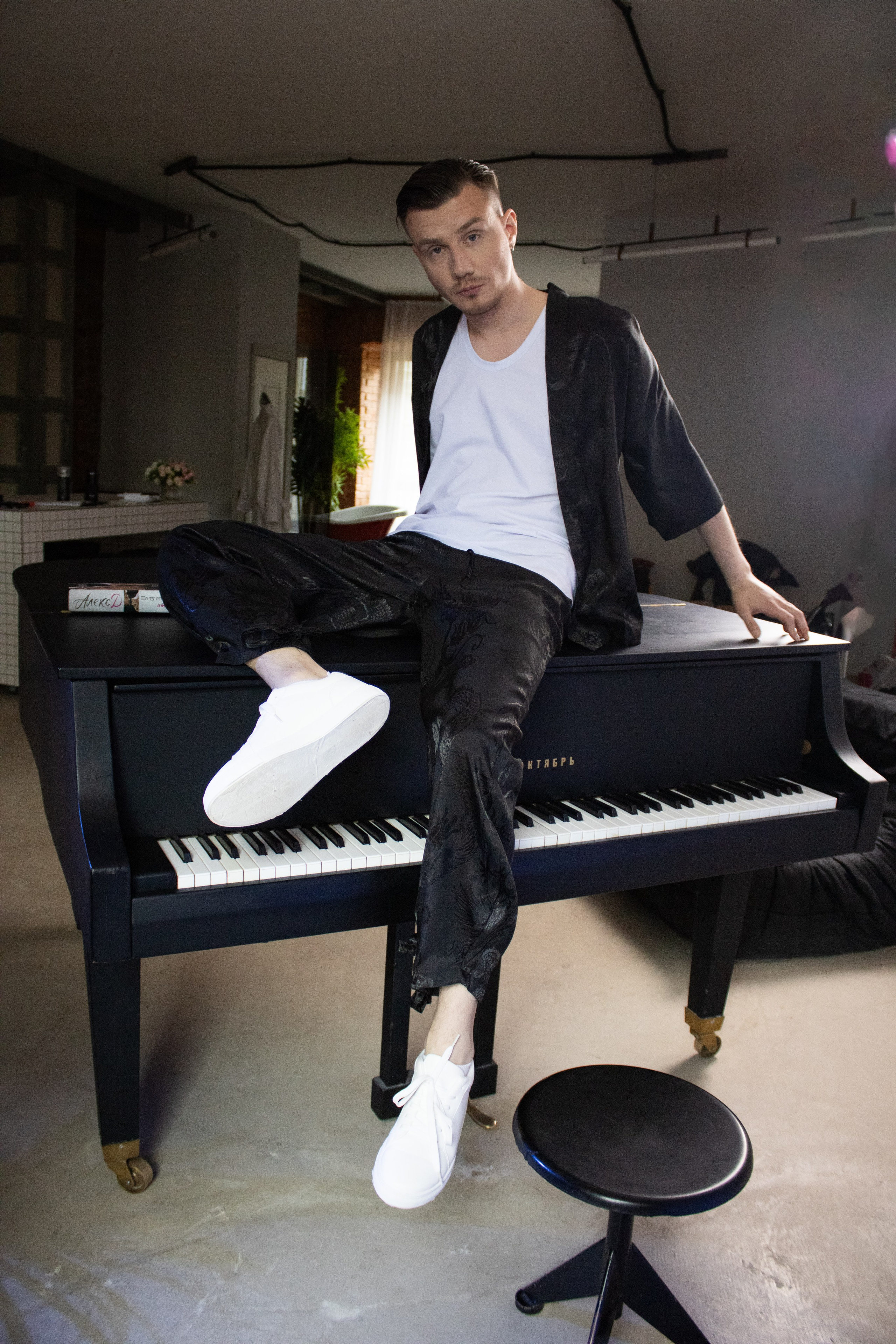 Сергей (мужская сессия). Стрит и Арт Фотограф Москва-Анталия-Стамбул. Постановочные фотографии в любом жанре, в неповторимых образах