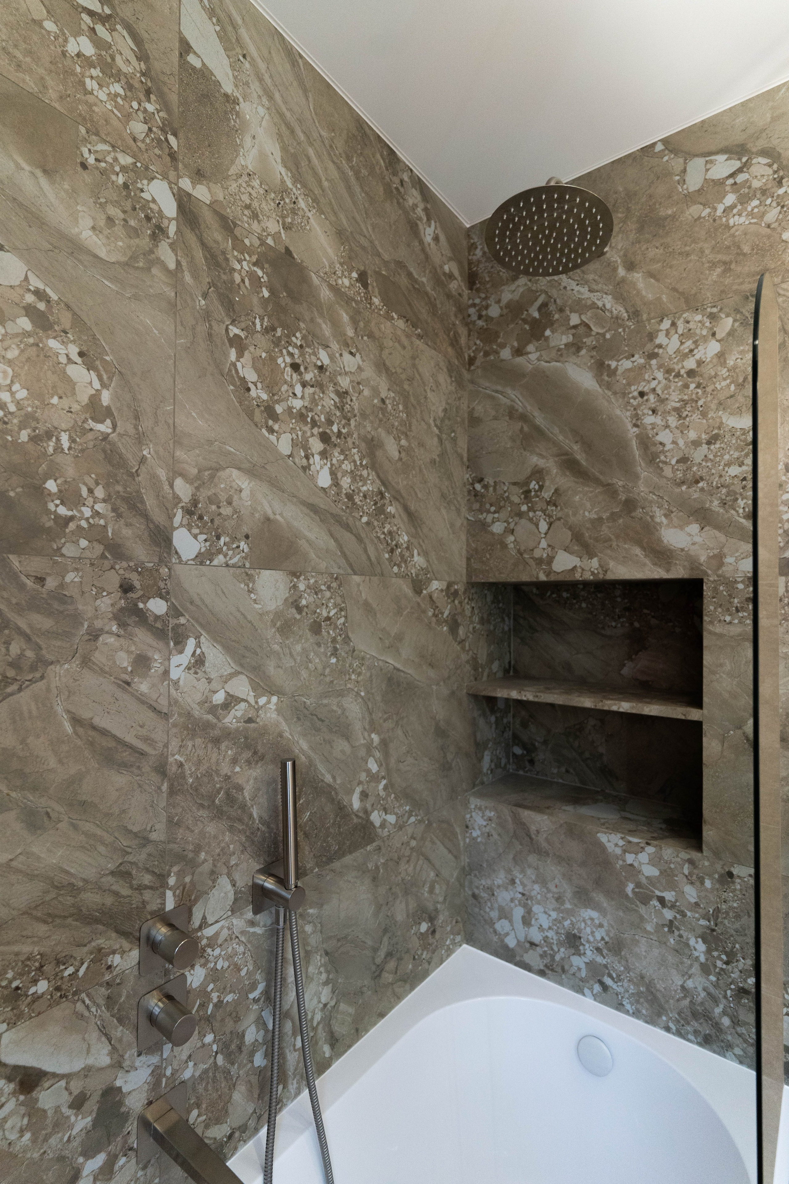 KP Cambridge. Rezyame