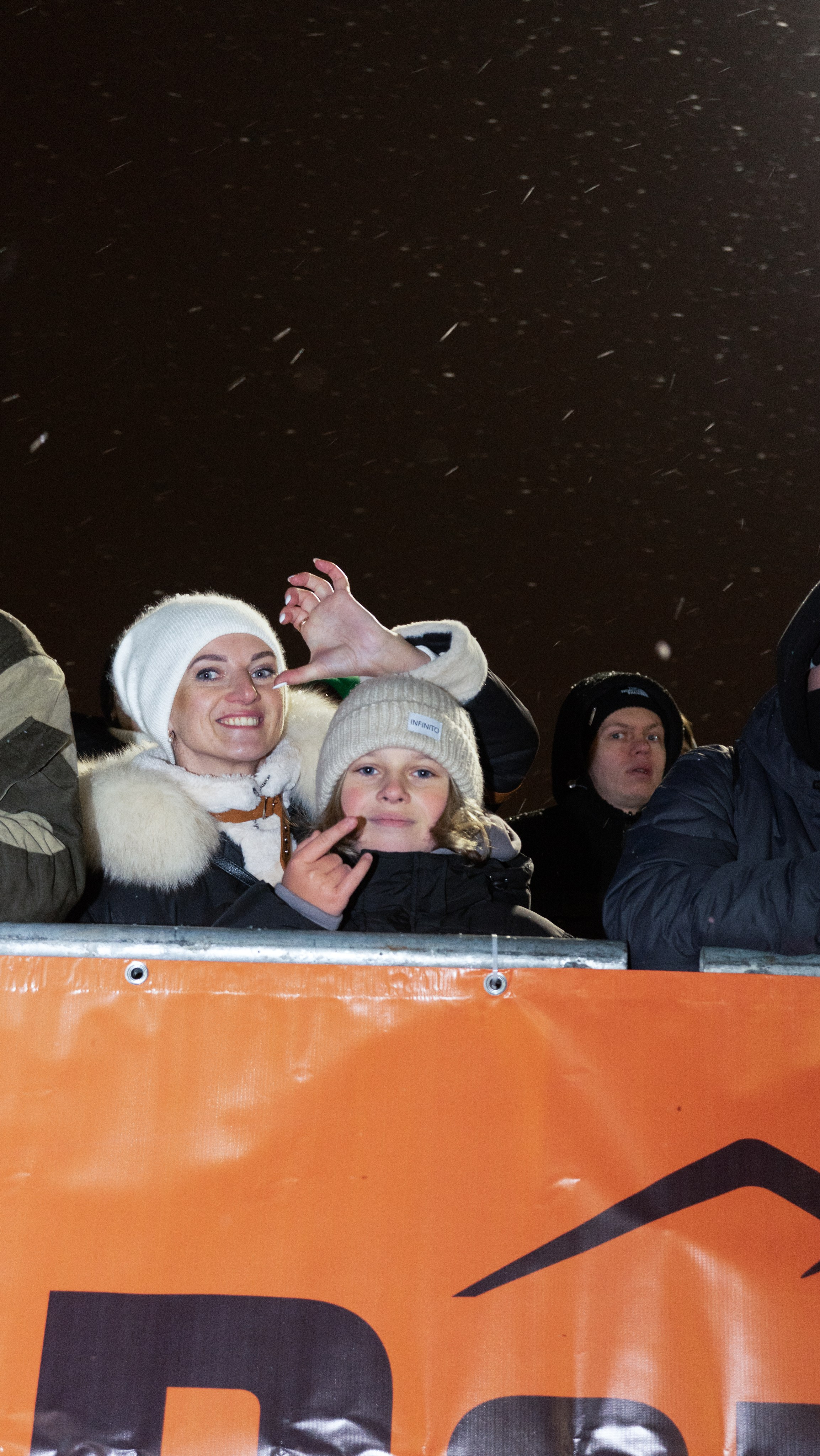 СТУЛЬЧИКИ. ART фотограф NBIRDIE