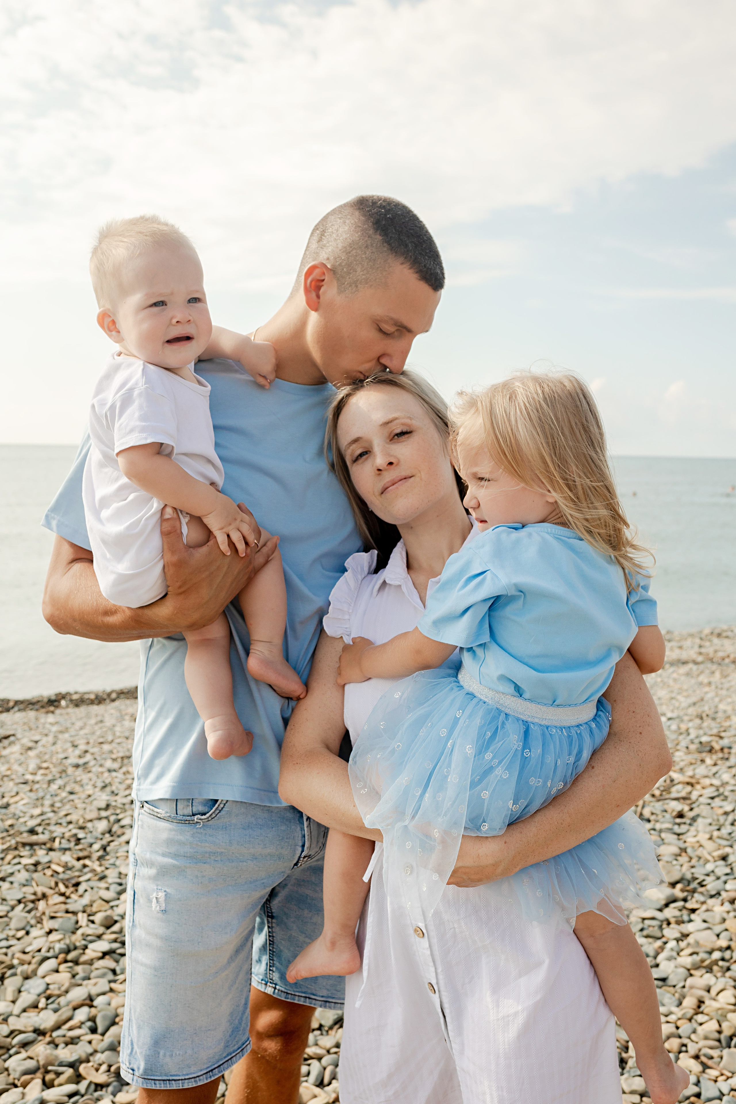 Евгения, Андрей, Вика, Саша, Елена и Дмитрий. Фотограф в Геленджике, Архипо-Осиповке, Абрау-Дюрсо, Кринице Виктория
