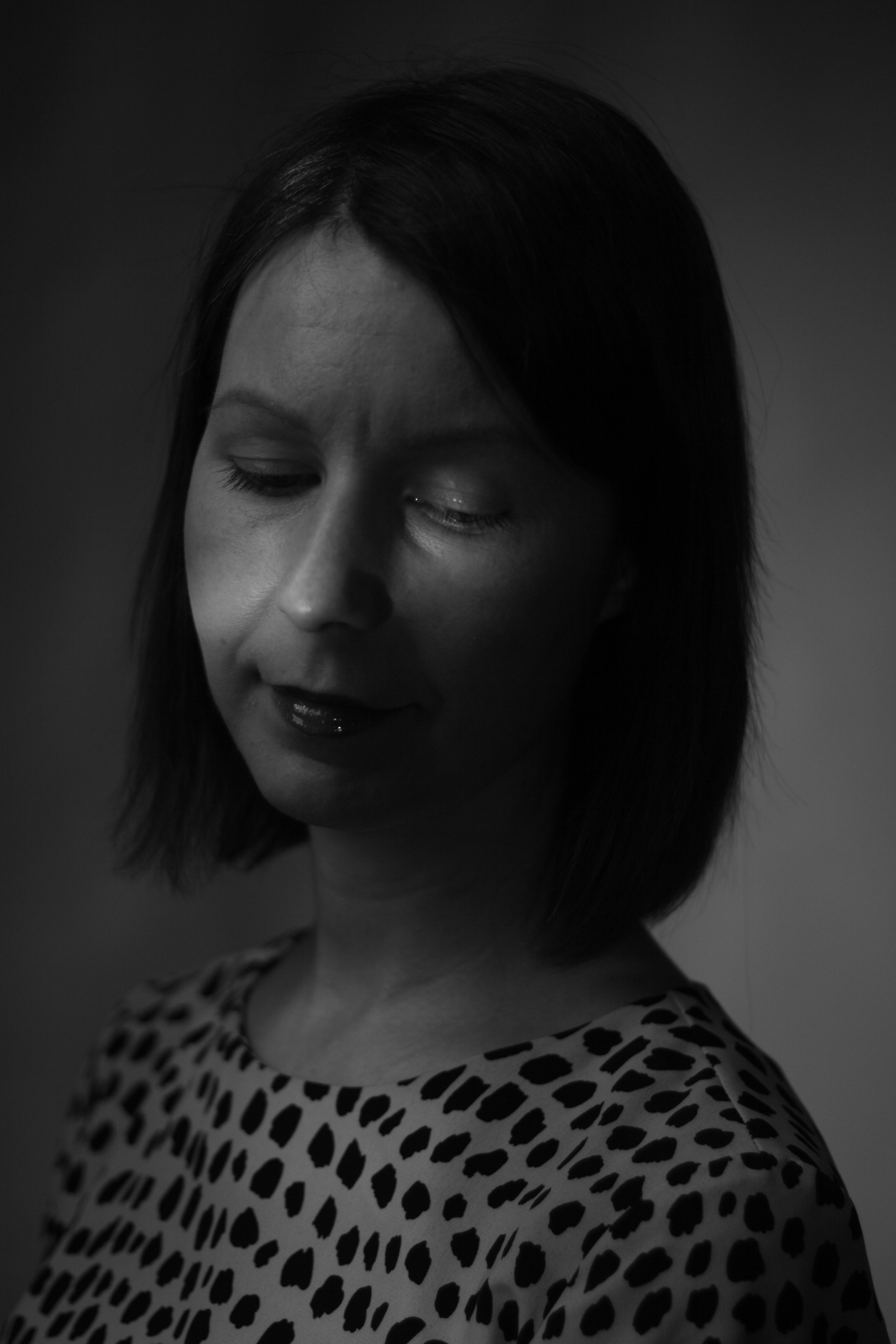 Катя — актриса театра и старого кино. Главная