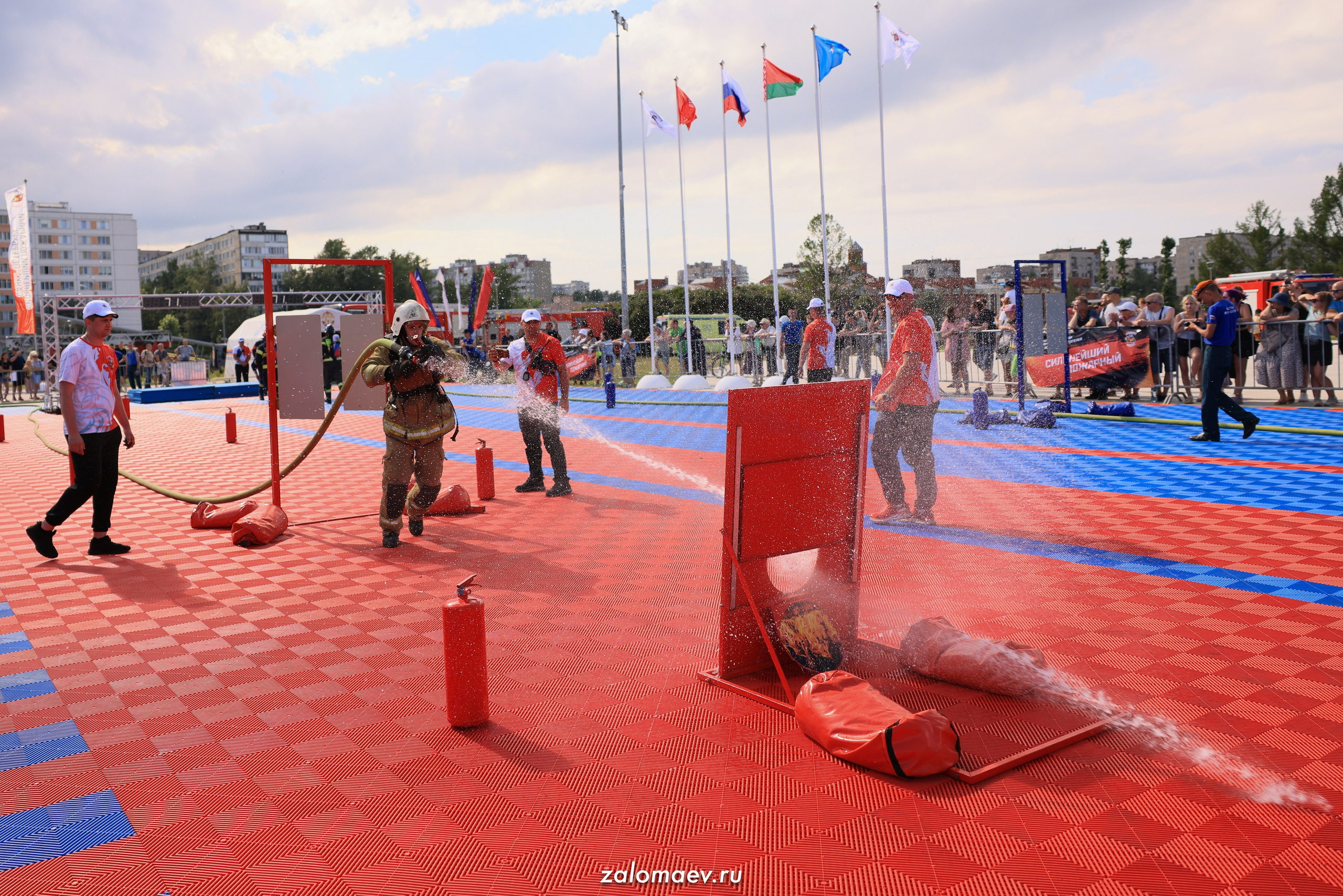 Сильнейший пожарный. Фотограф Александр Заломаев