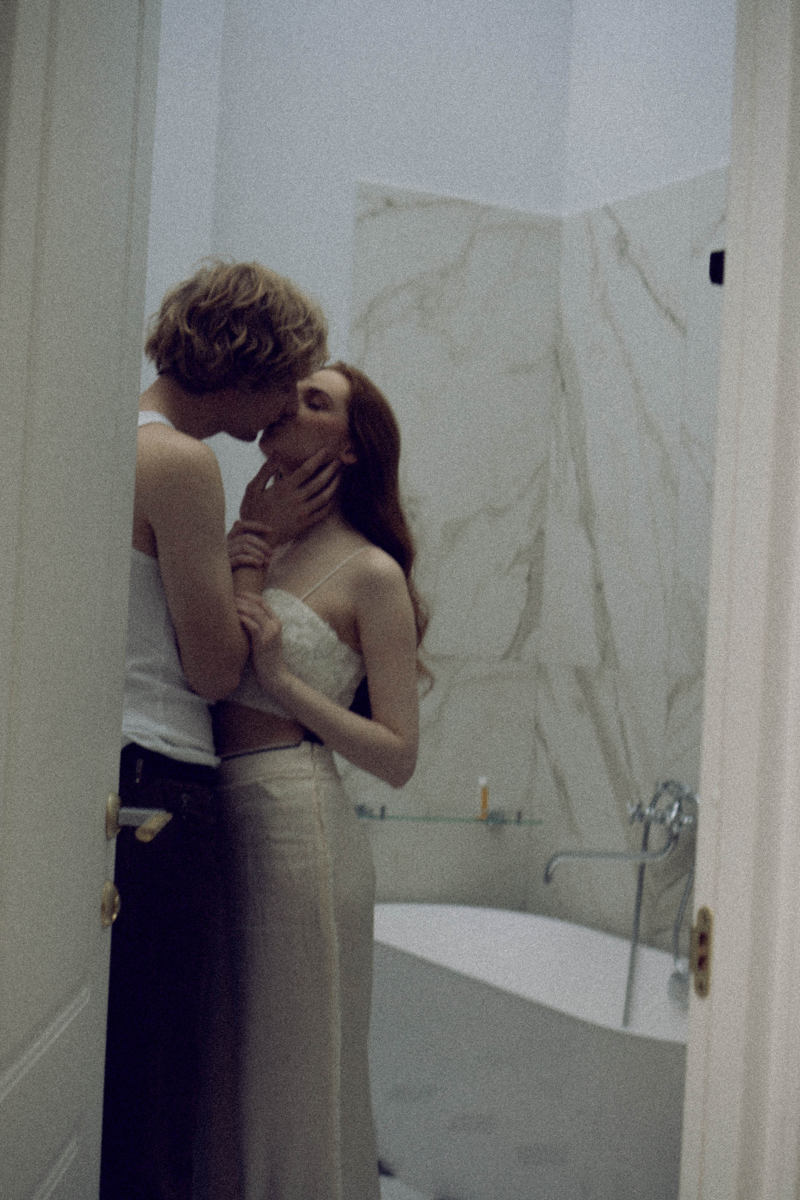 СВАДЕБНАЯ СЬЕМКА В ОТЕЛЕ. СБОРЫ ЖЕНИХА И НЕВЕСТЫ И ТАКЖЕ ТОР И ПОДГОТОВКА К ПРОГУЛКЕ. Профессиональный фотограф, Санкт-Петербург — Виктория Богомолова