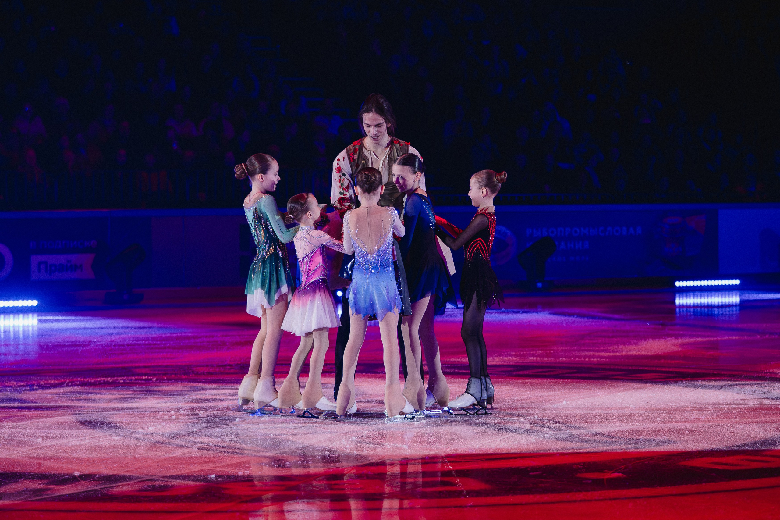 Шоу Этери Тутберидзе в Новосибирске. Воробьева Ксения — Спортивный и танцевальный фотограф Новосибирск